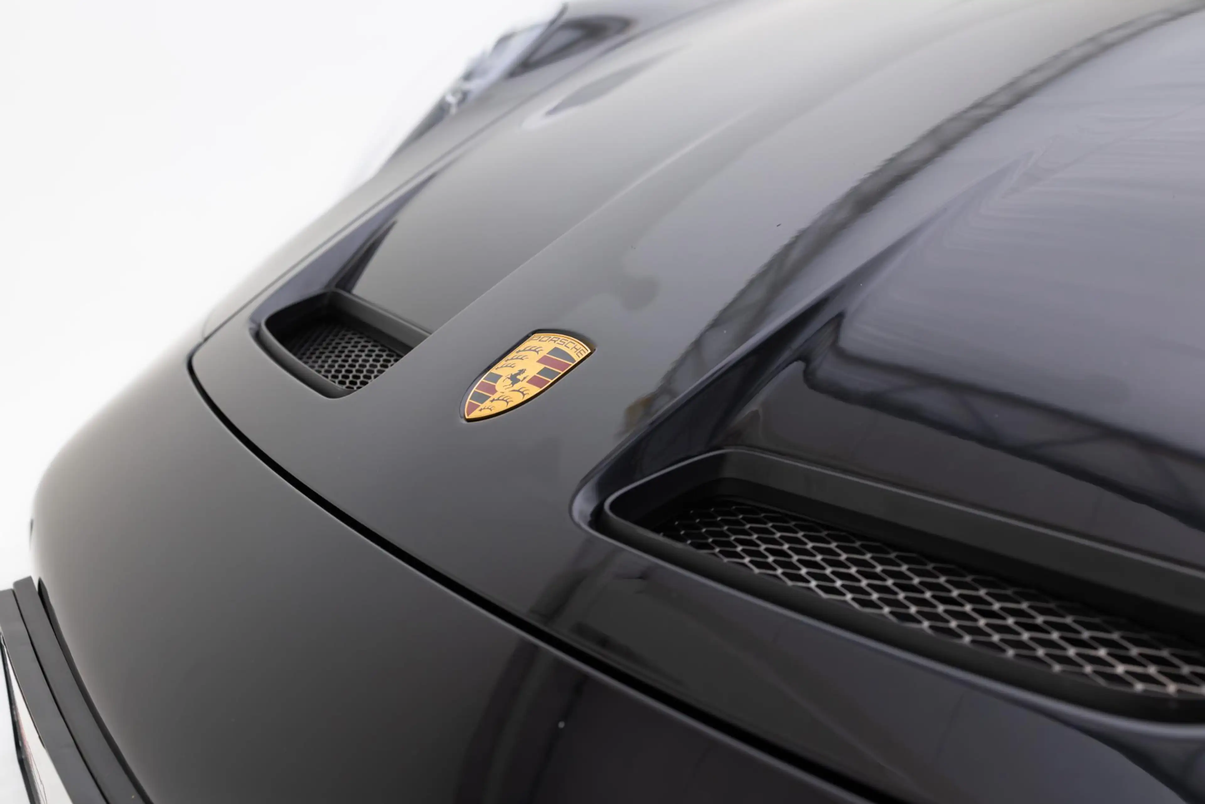 Porsche 992 4.0 GT3 — photo 13