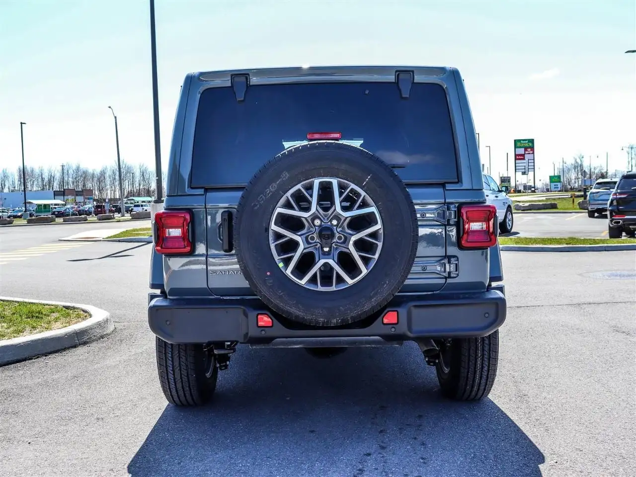 Jeep Wrangler снимка Jeep Wrangler