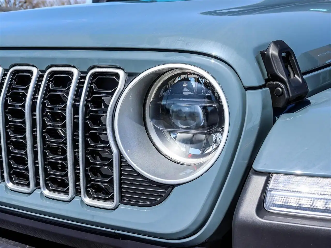 Jeep Wrangler снимка Jeep Wrangler