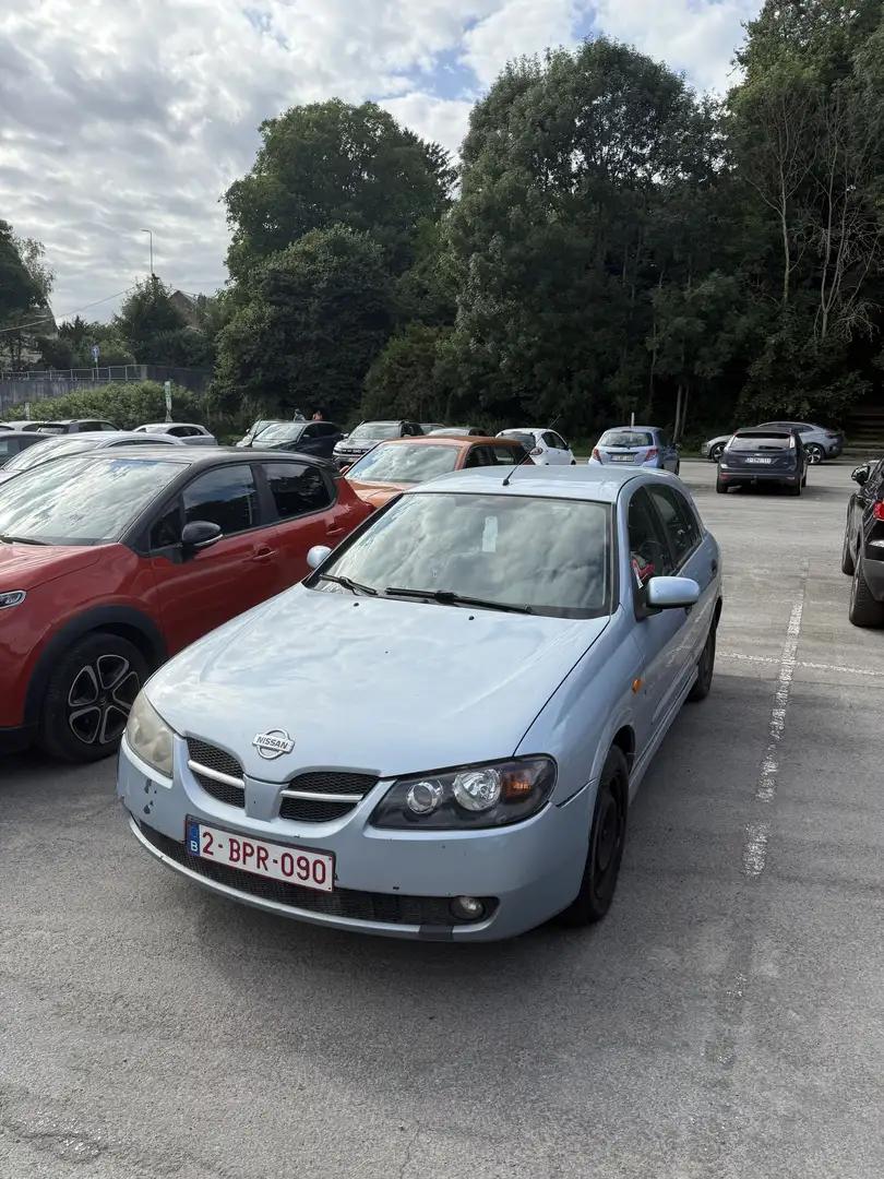 Nissan Almera - 1