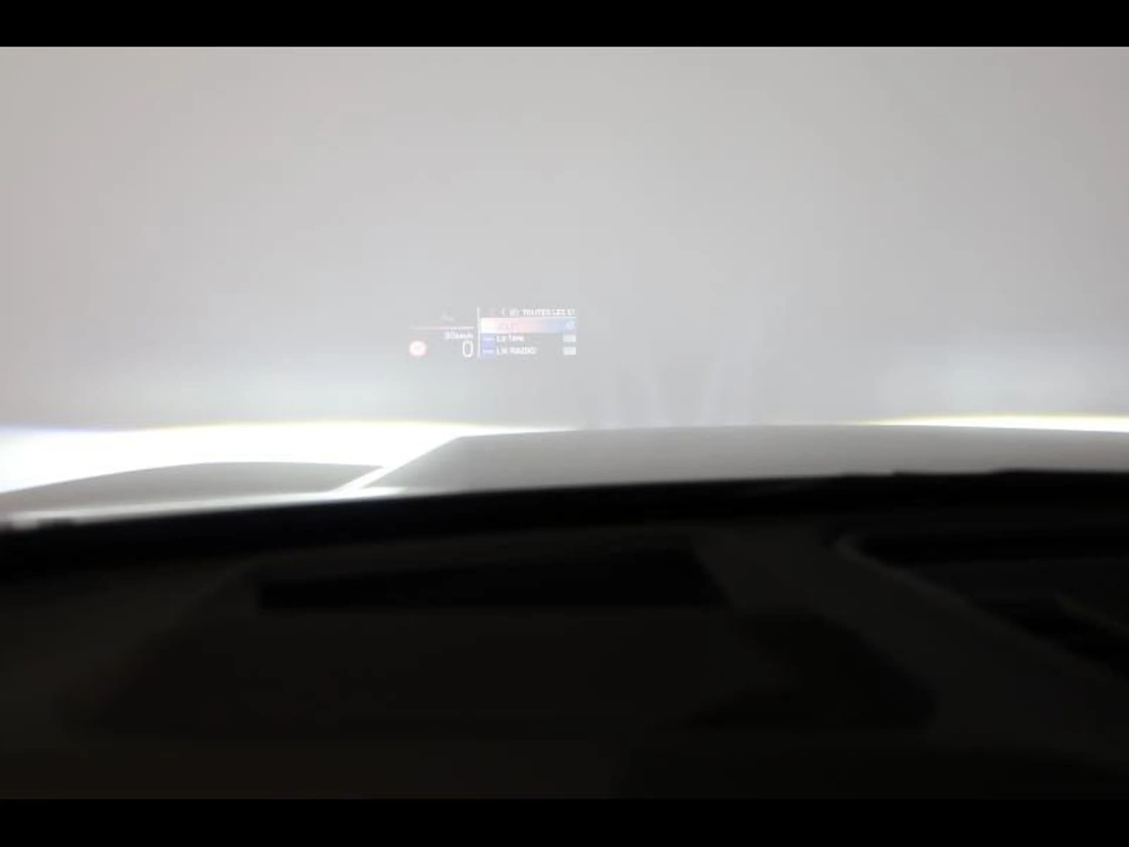 BMW iX1 eDrive20 Kit M Sport — photo 15