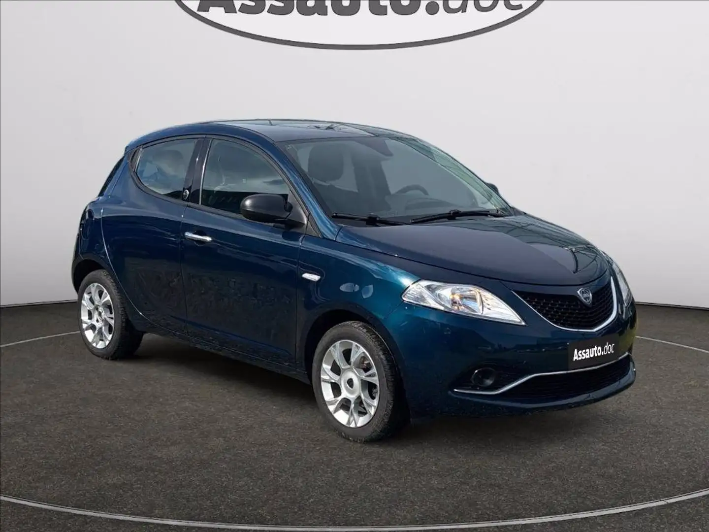 Lancia Ypsilon 1.2 Gold ecochic Gpl 69cv my16 Niebieski - 1
