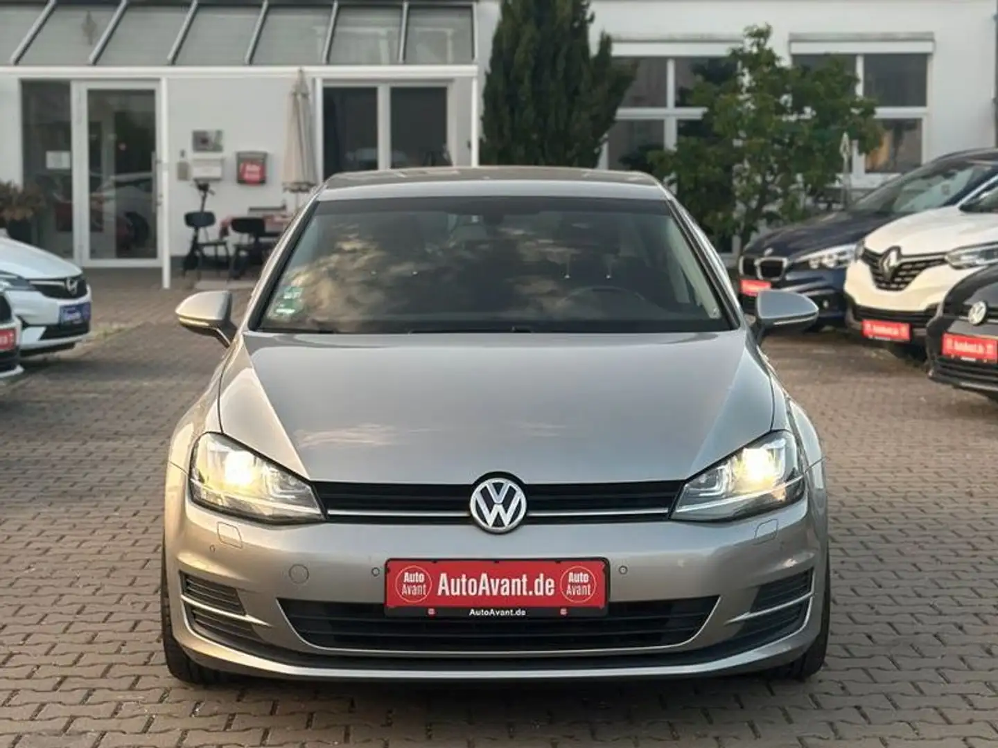 Volkswagen Golf VII 1.4TSI Lim. Comfortline BMT*BCM*GRA*BT* Zilver - 2
