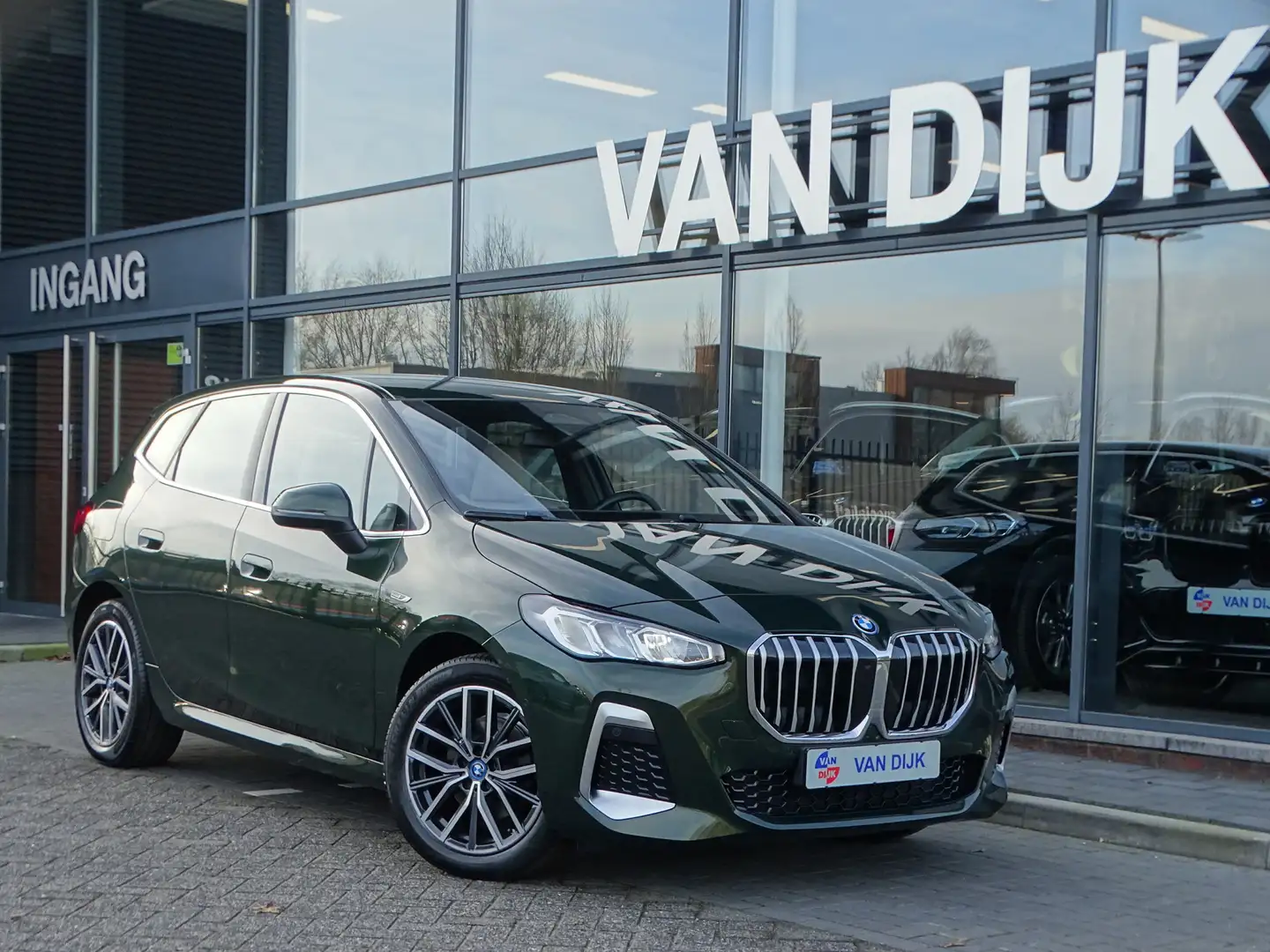 BMW 225 2-serie Active Tourer 225e xDrive M Sportpakket Ad Verde - 1