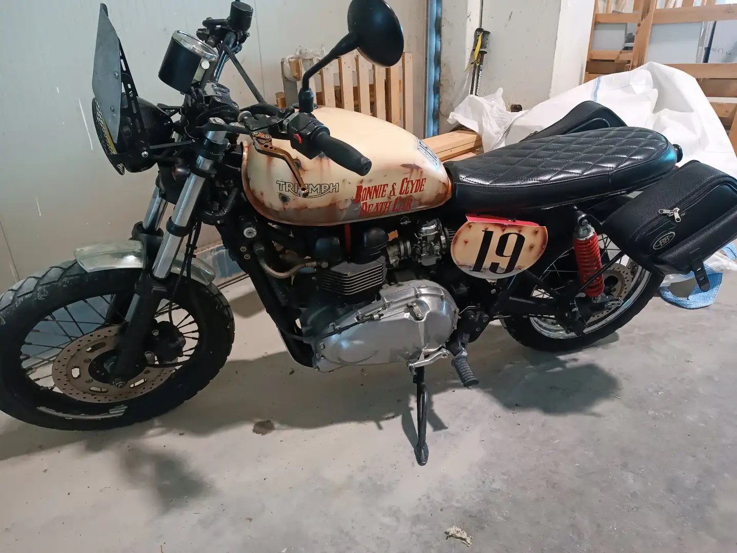Triumph Scrambler Beżowy - 1