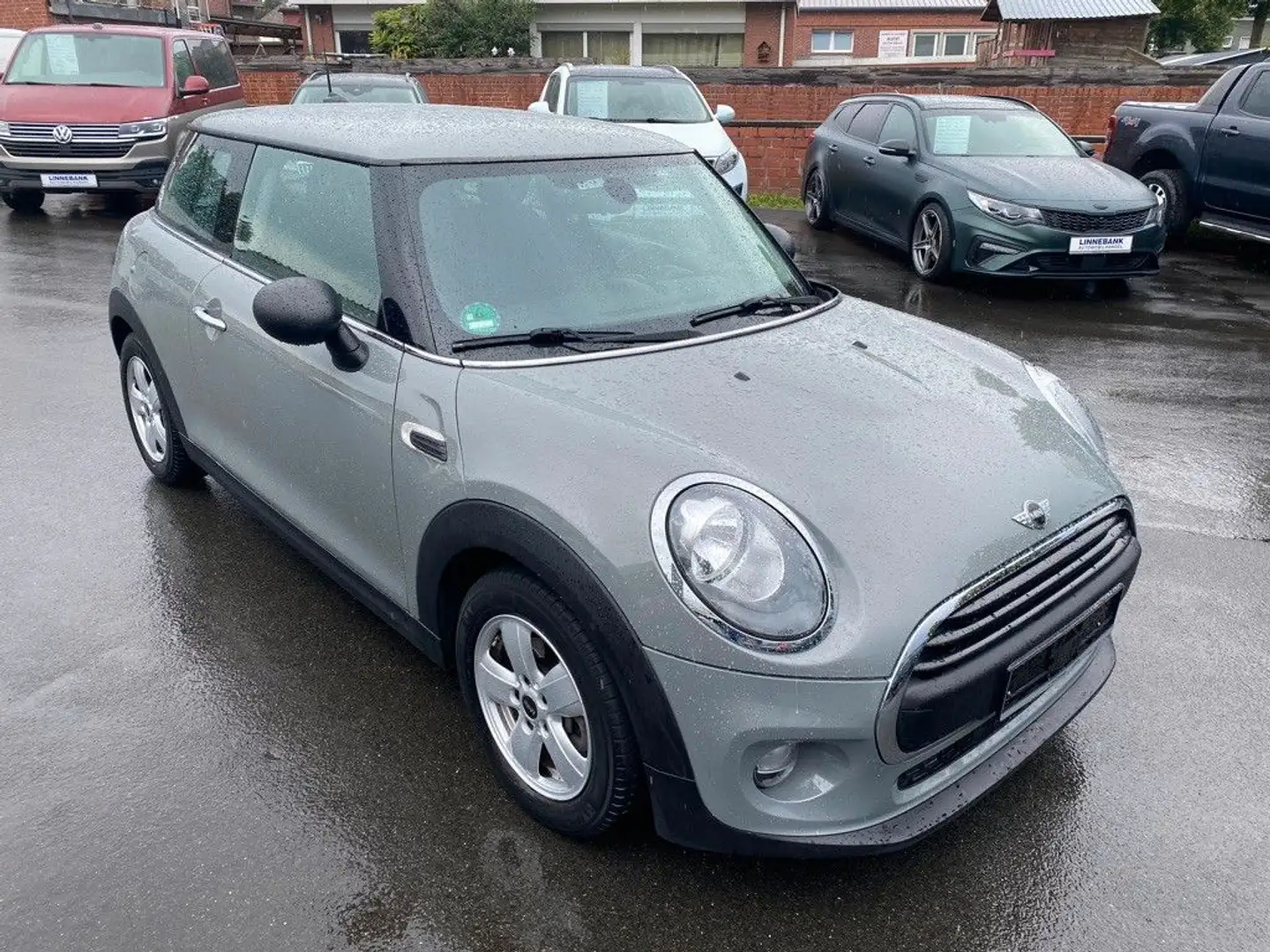 MINI Cooper One Automatic Grau - 1