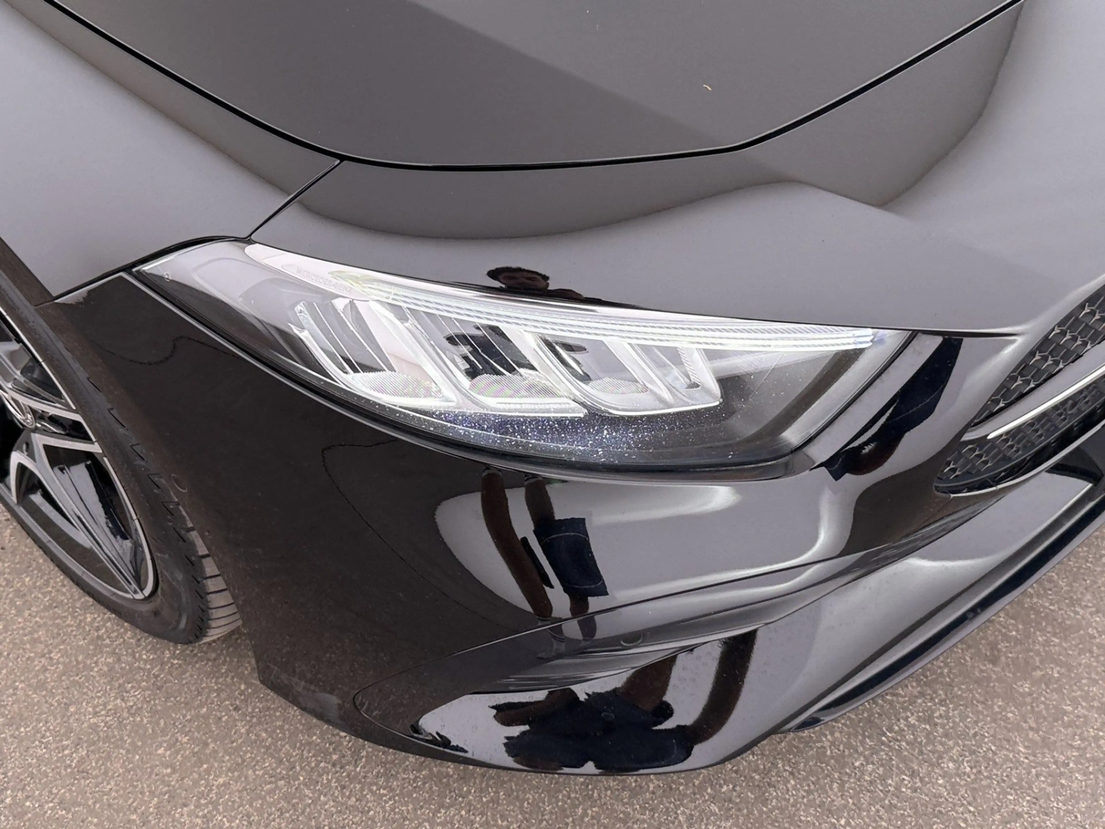 Mercedes-Benz A 180 d AMG-Line Aut LED LEDER NAVI R-CAM SITZHZG — photo 12