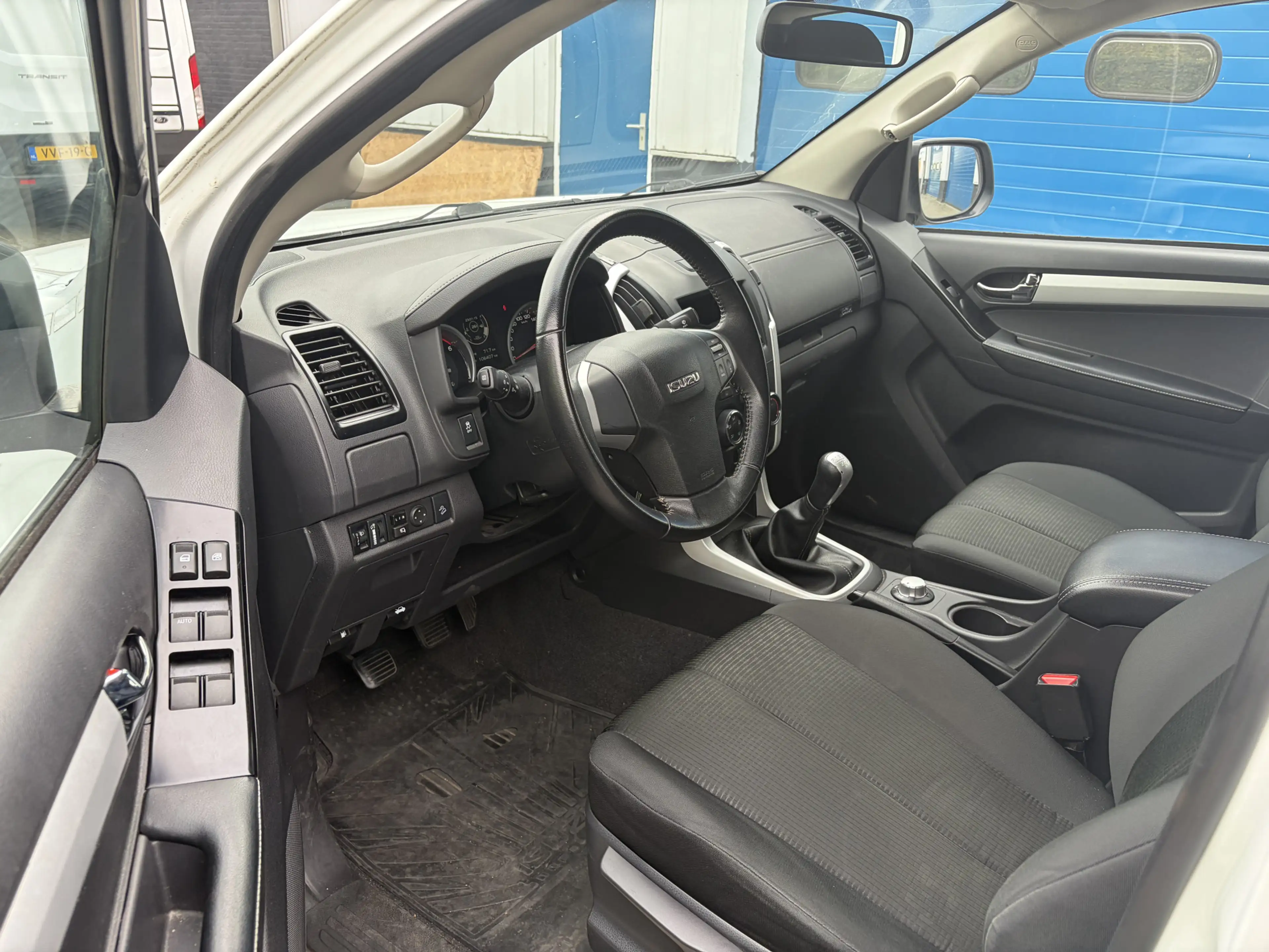 Isuzu D-Max 1.9D 120KW Euro6 Veth Dubbele Cabine lang LS 4WD ✓ — photo 9