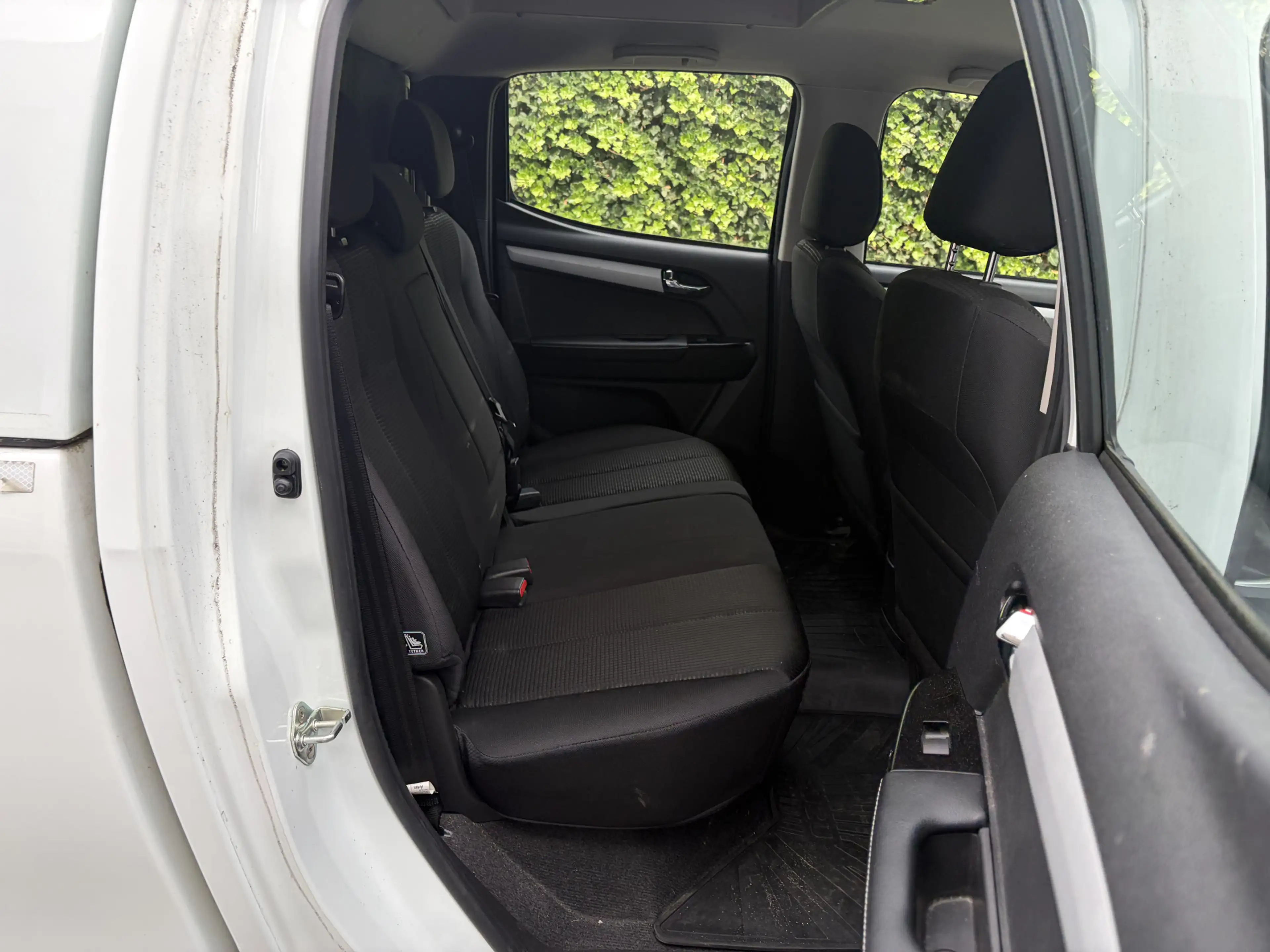 Isuzu D-Max 1.9D 120KW Euro6 Veth Dubbele Cabine lang LS 4WD ✓ — photo 10