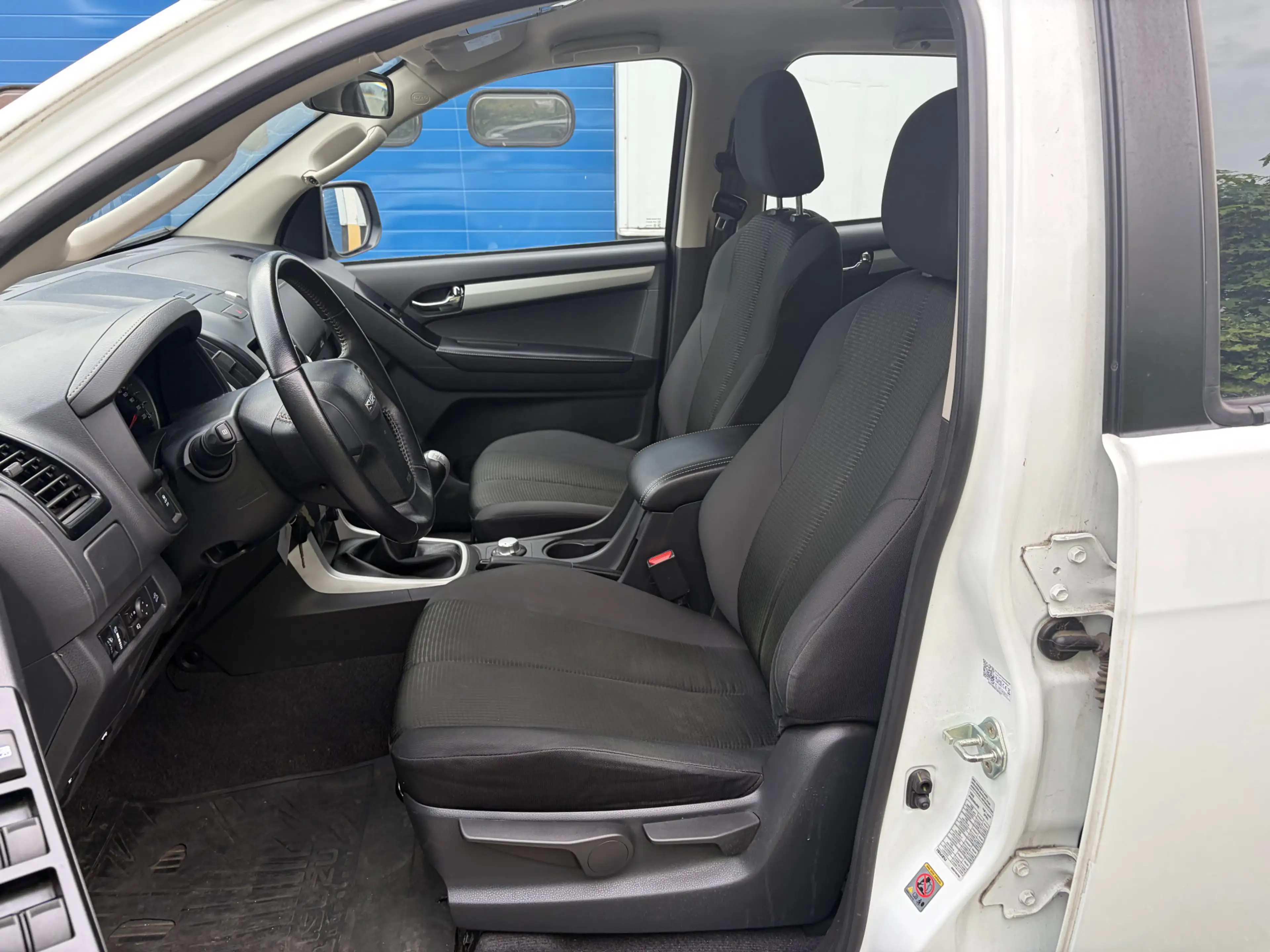 Isuzu D-Max 1.9D 120KW Euro6 Veth Dubbele Cabine lang LS 4WD ✓ — photo 11