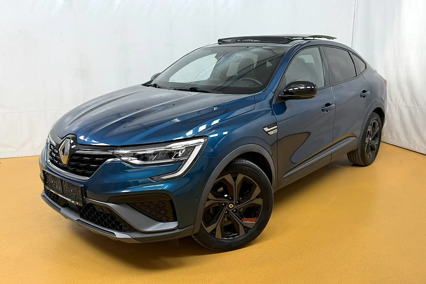 Renault Arkana Mild Hybrid 160 EDC R.S.Line Aut. Blau - 1