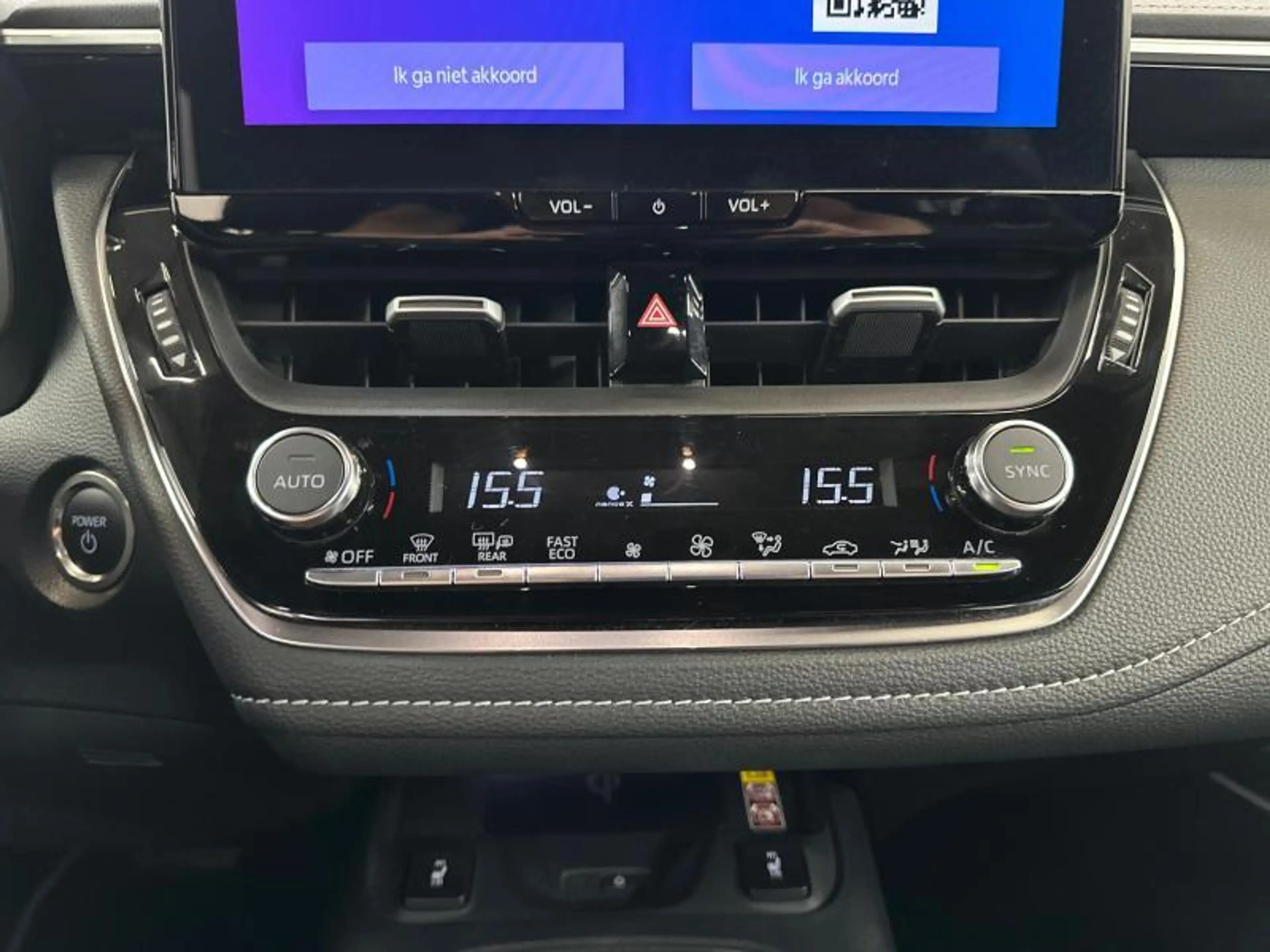 Toyota Corolla TS Premium — photo 22