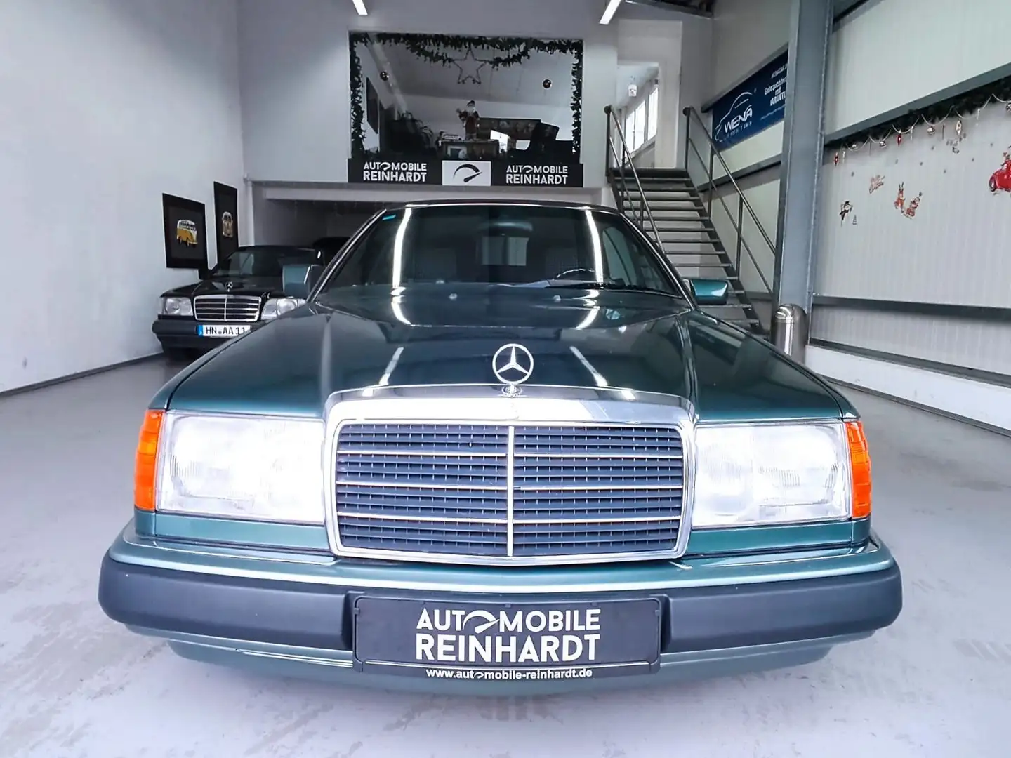 Mercedes-Benz 300 CE 24V Cabrio ***1.HAND+H-ZULASSUNG*** Yeşil - 2