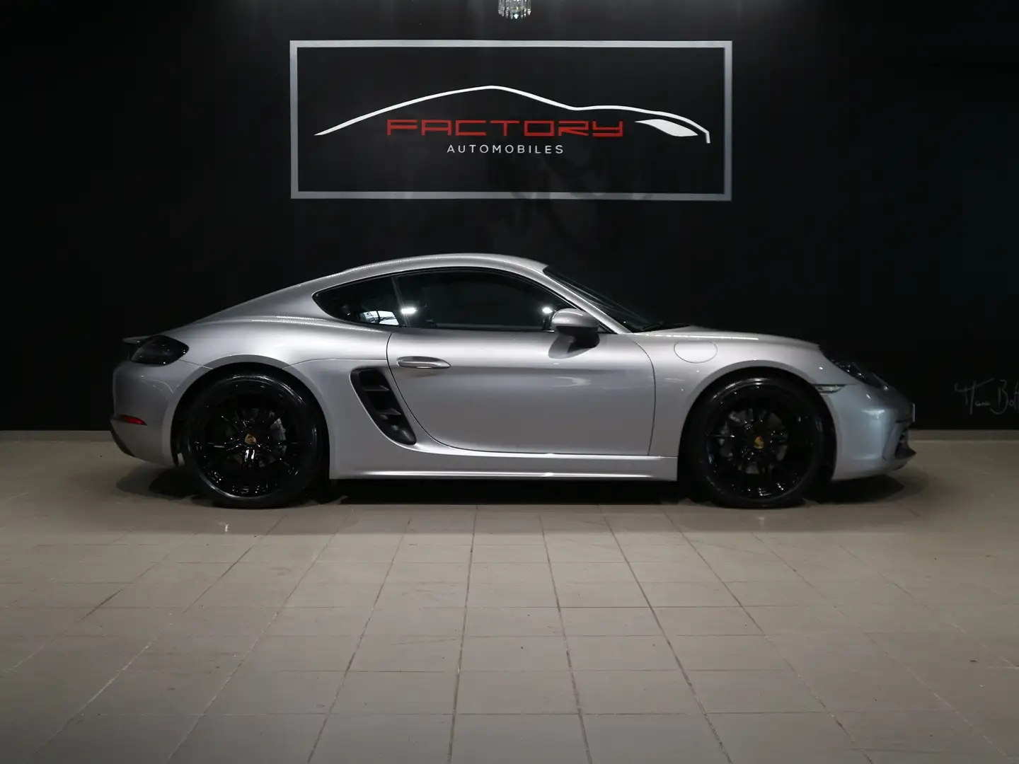 Porsche Cayman (982) 2.0 300CH PDK CAYMAN EURO6D-T TVA RÉCUPERABL Grau - 2