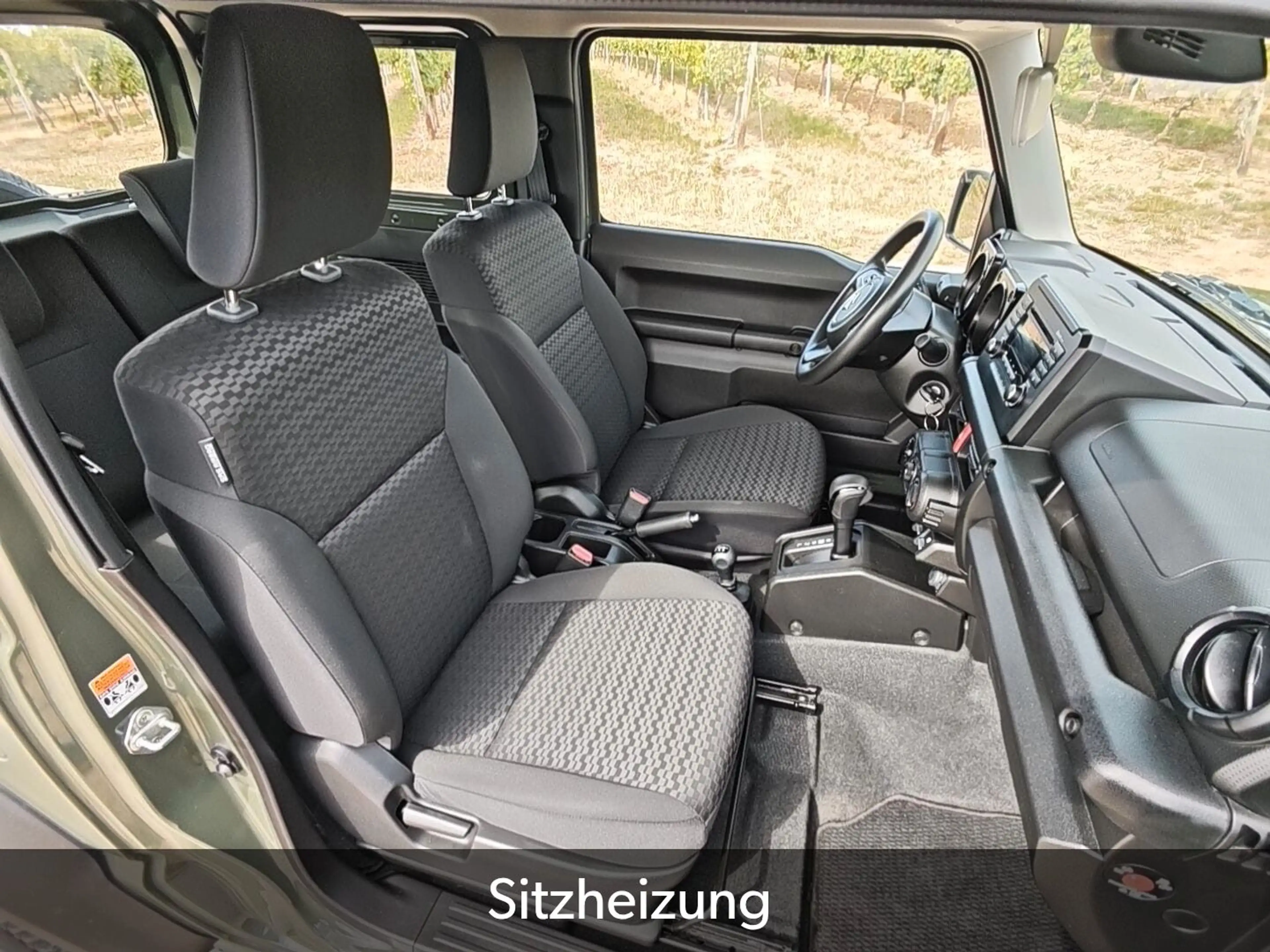 Suzuki Jimny 1.5 ALLGRIP Automatik 1 Hd 32 tkm AHK — photo 14