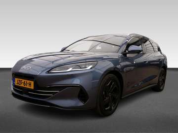 Touring 1.5 DM-i 212pk Comfort