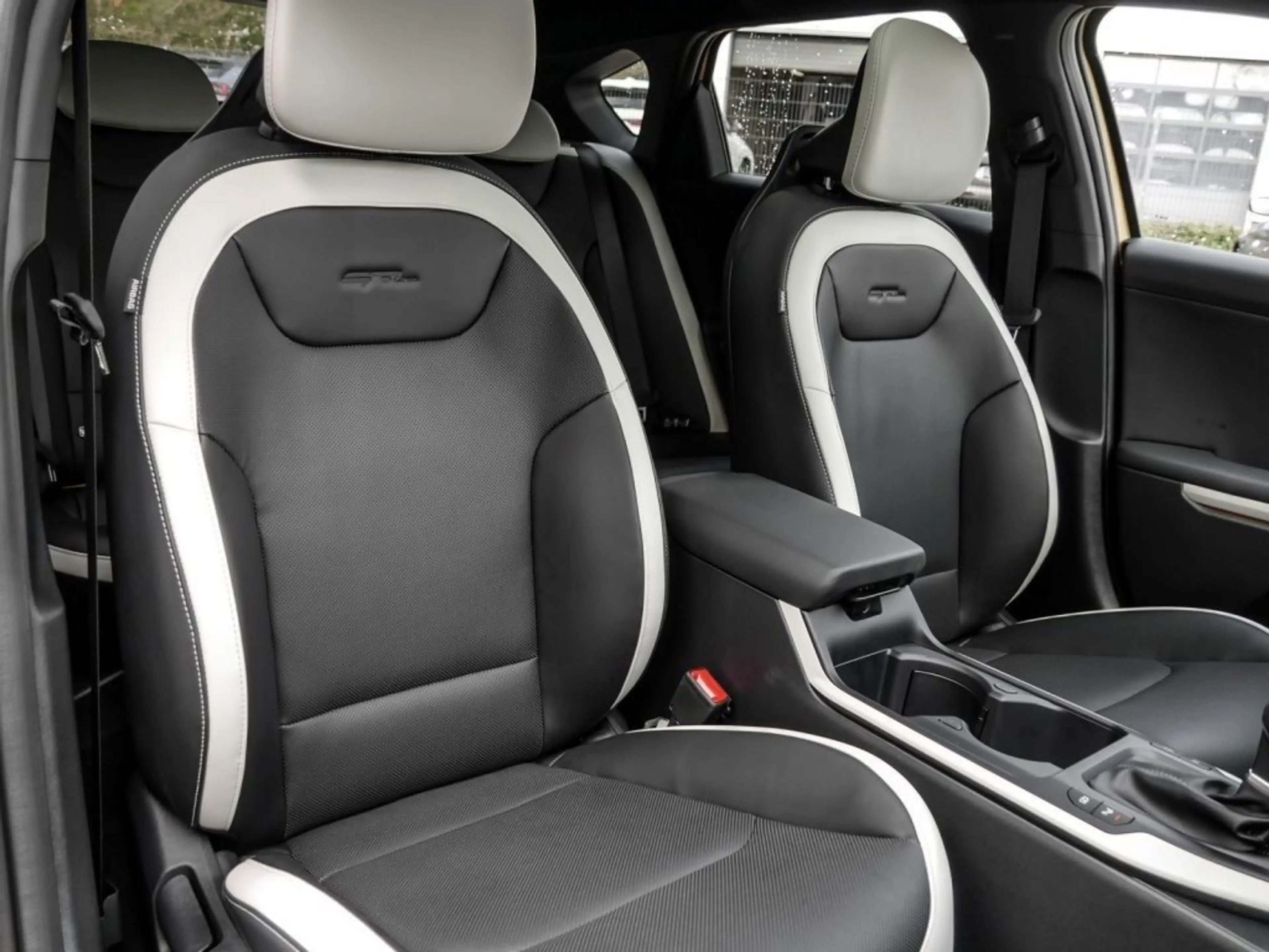 Kia K4 1.6 T-GDI DCT GT-line132 kW SONDERKONDITIONEN — photo 4