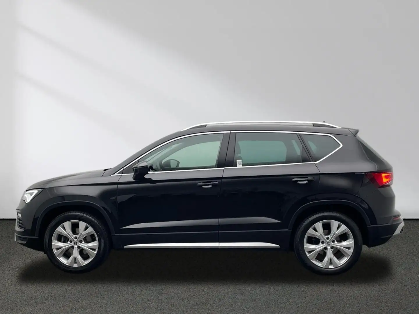 SEAT Ateca Xperience 2.0 TDI BeatsAudio AHK Kamera Schwarz - 2