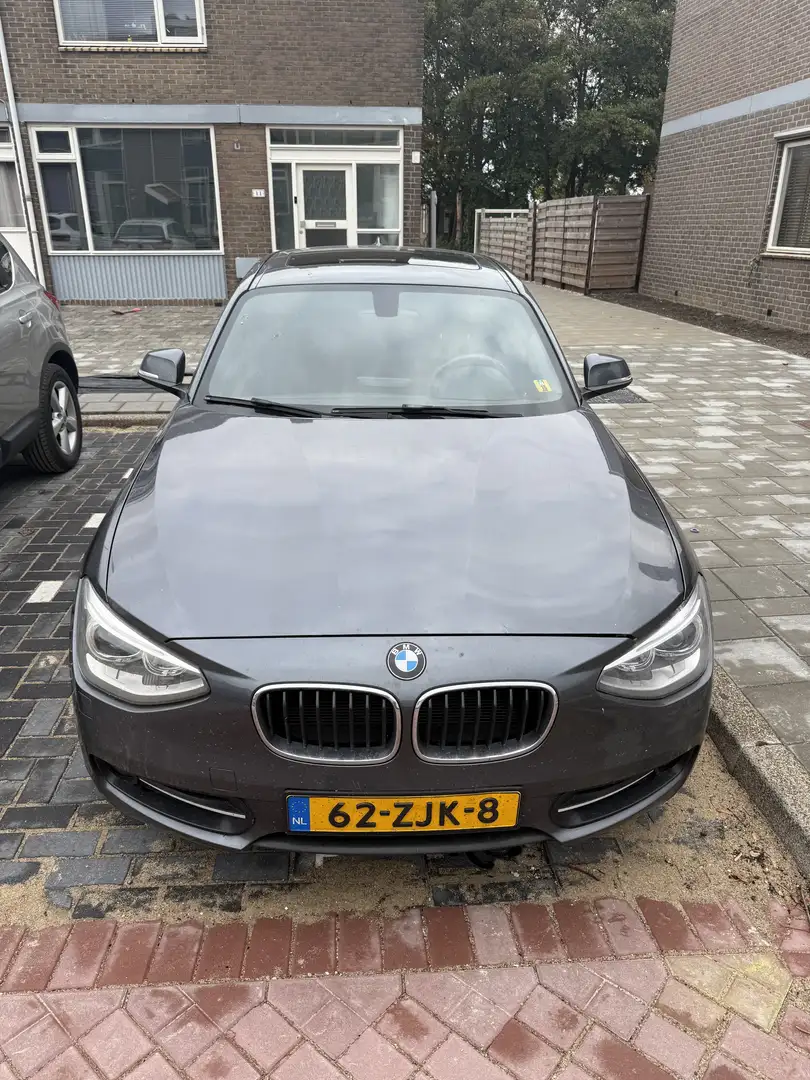 BMW 114 114i Sport Line - 1