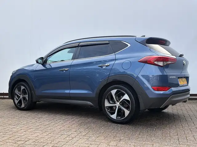 Hyundai Tucson view 2