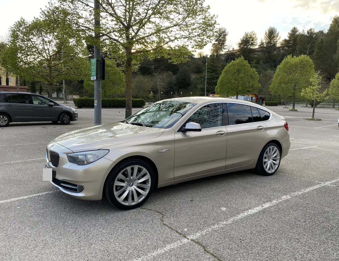 BMW 530 530d GT Oro - 1