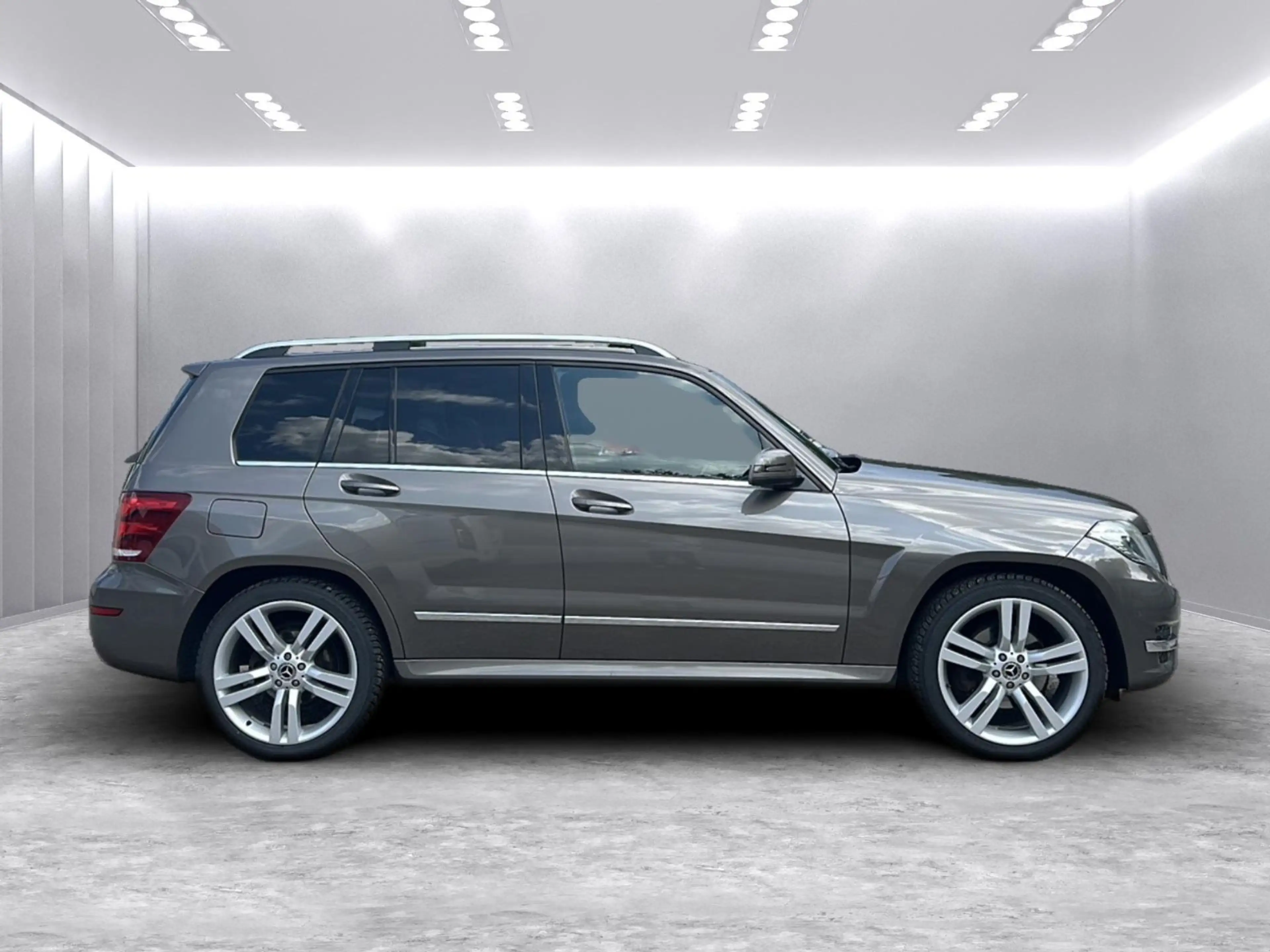 Mercedes-Benz GLK 200 CDI *COMAND/TEMPO/ILS* — photo 7