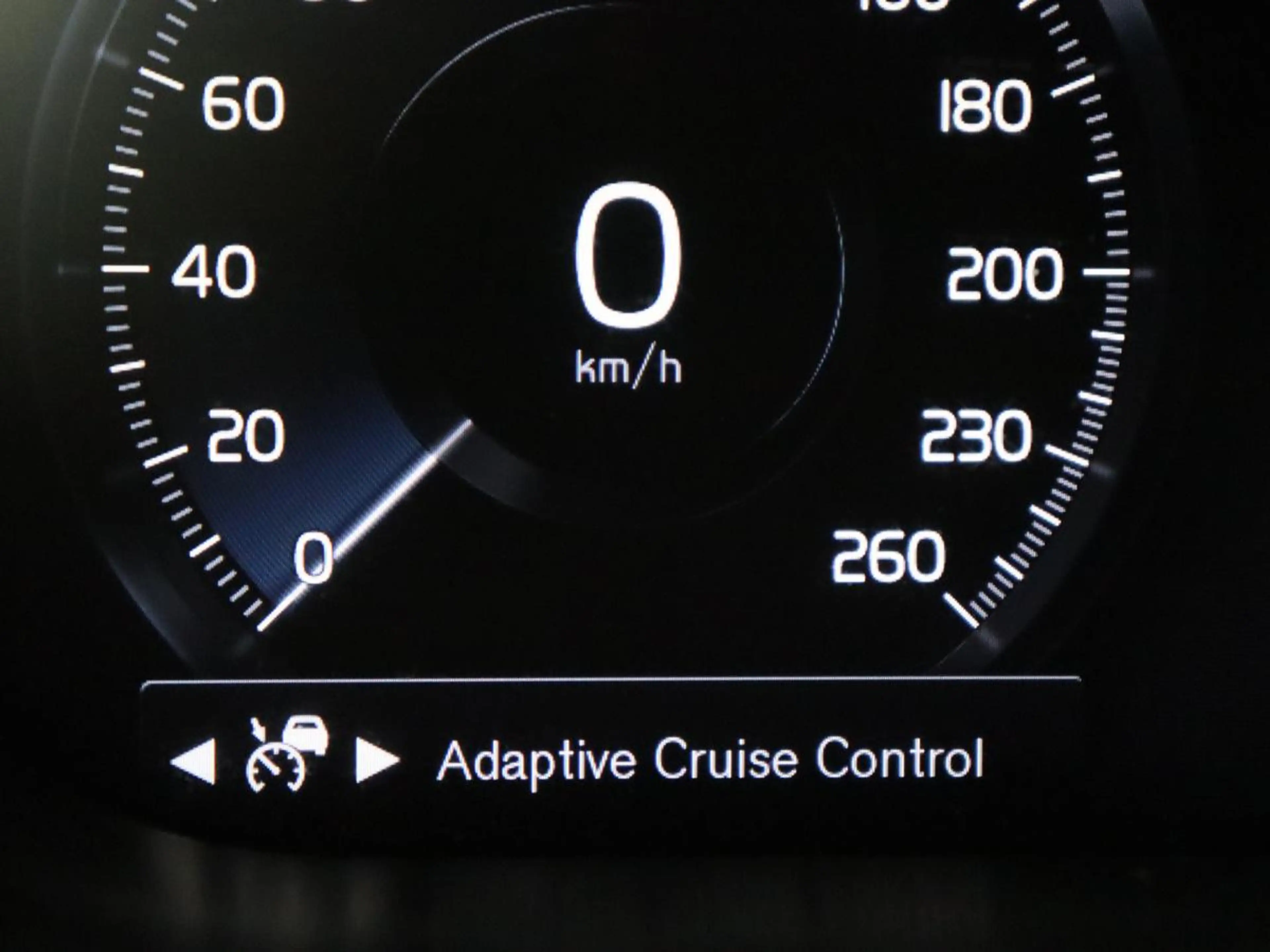 Volvo XC60 2.0 T8 Twin Engine AWD Inscription | SOH 83,9% | P — photo 17