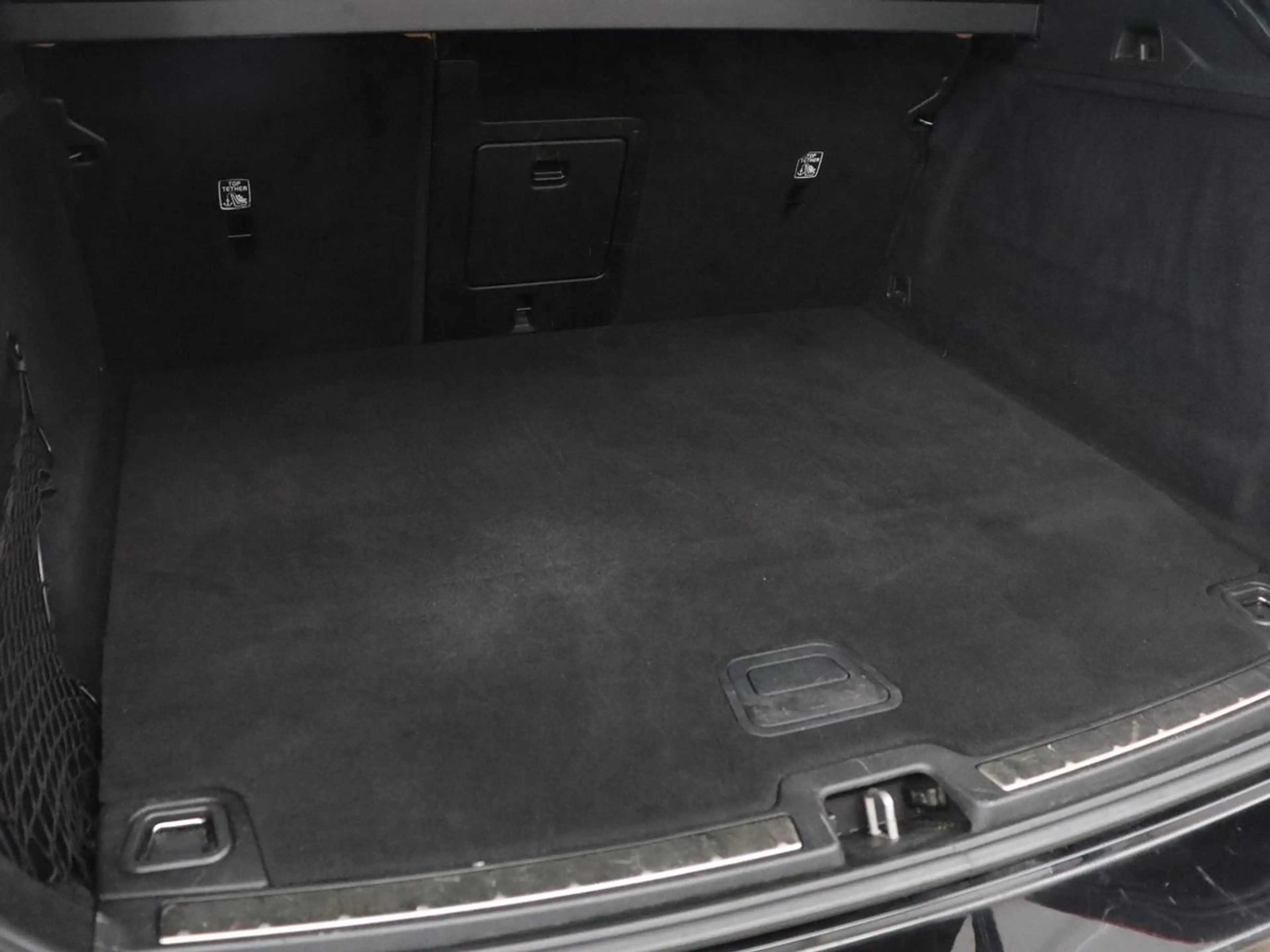 Volvo XC60 2.0 T8 Twin Engine AWD Inscription | SOH 83,9% | P — photo 11