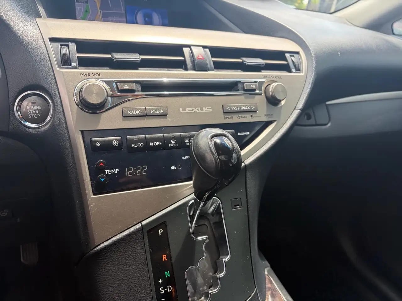 Lexus RX снимка Lexus RX