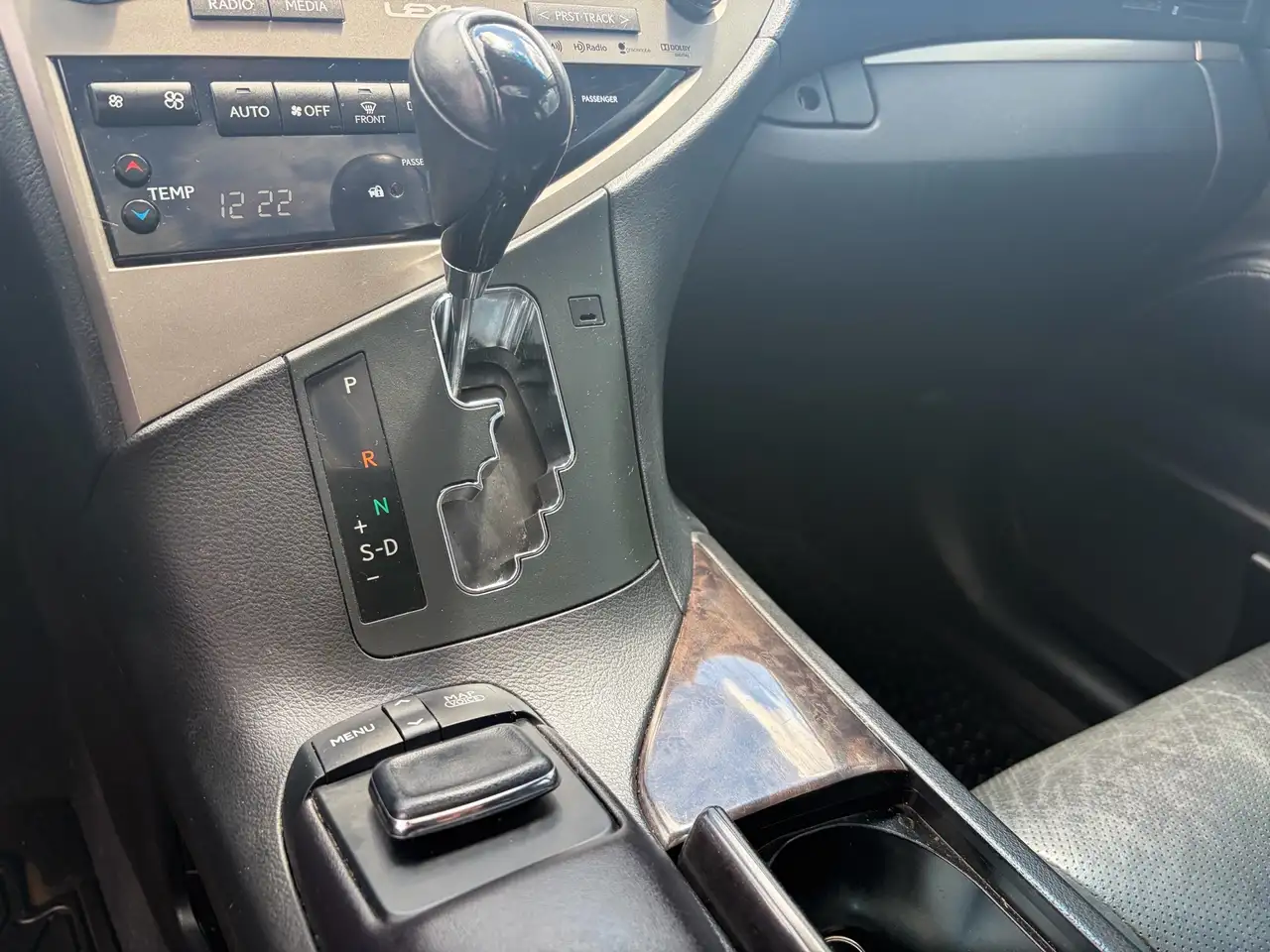 Lexus RX снимка Lexus RX