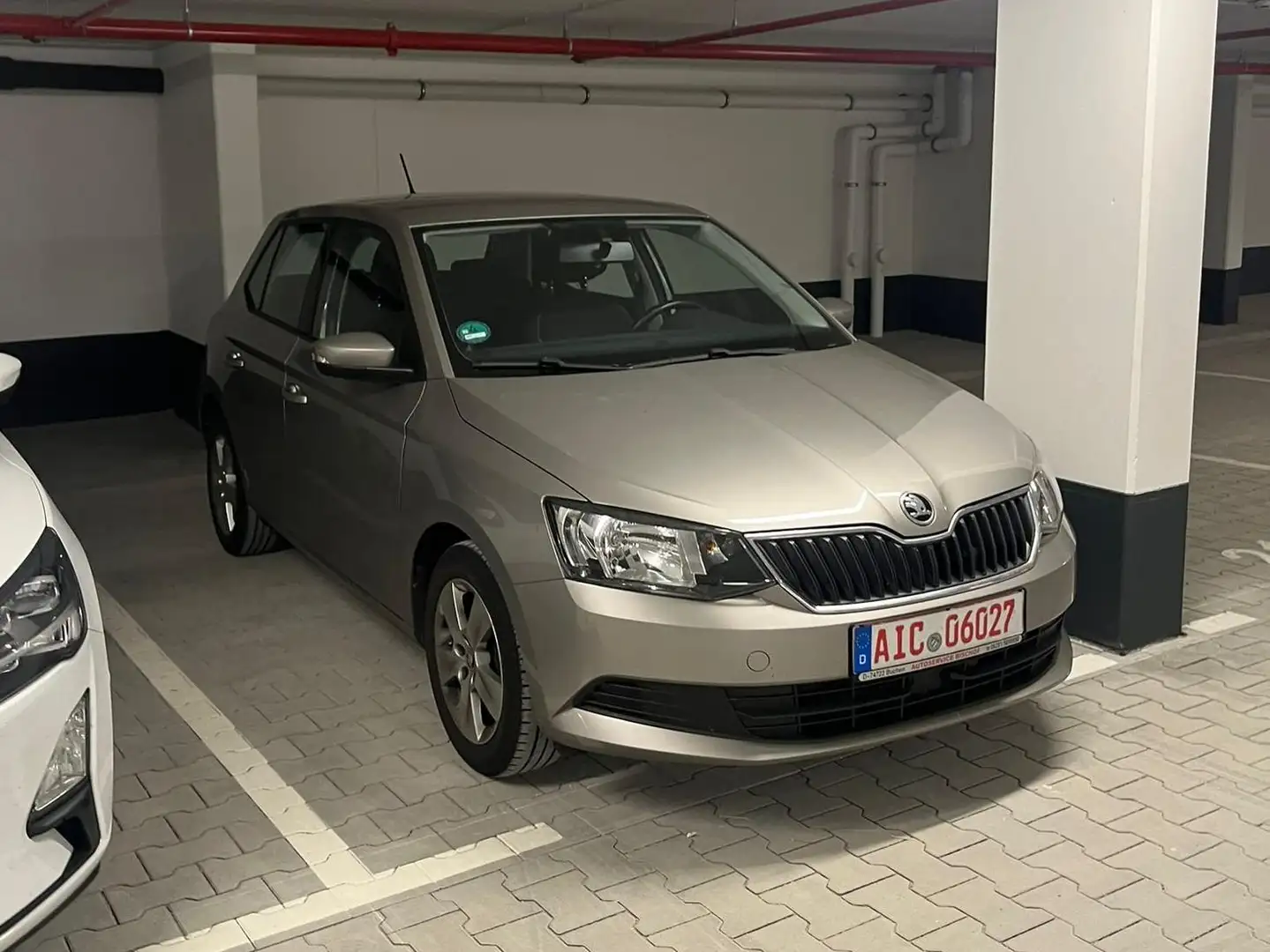 Skoda Fabia Fabia III 1.0 MPI Style Silber - 1