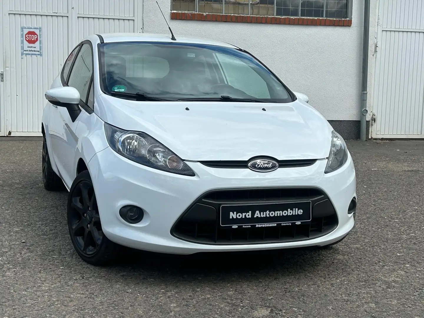 Ford Fiesta Trend Weiß - 1