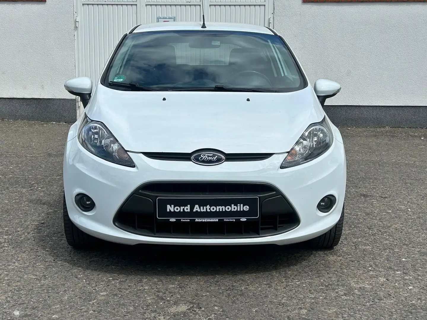 Ford Fiesta Trend Weiß - 2