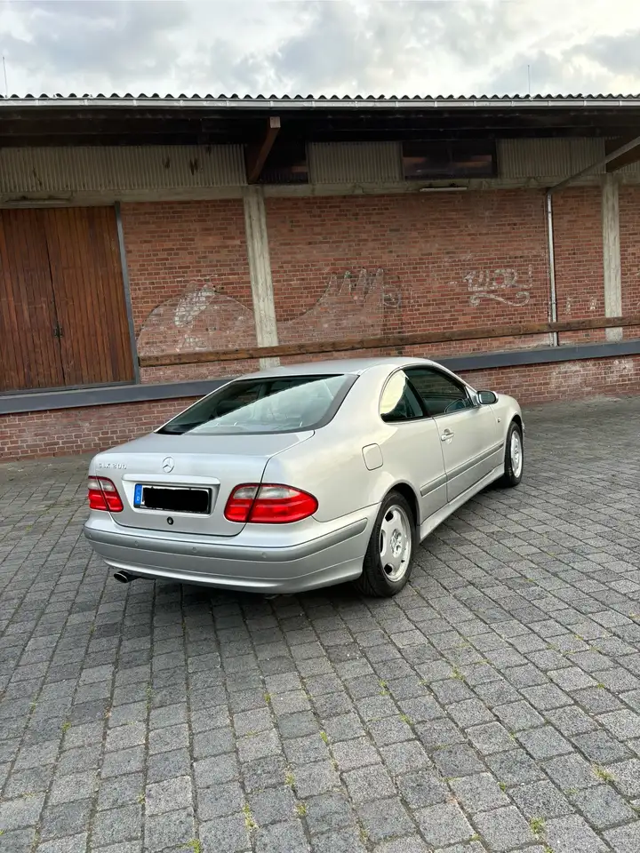 Mercedes-Benz CLK 200 Coupe Elegance, foto 9