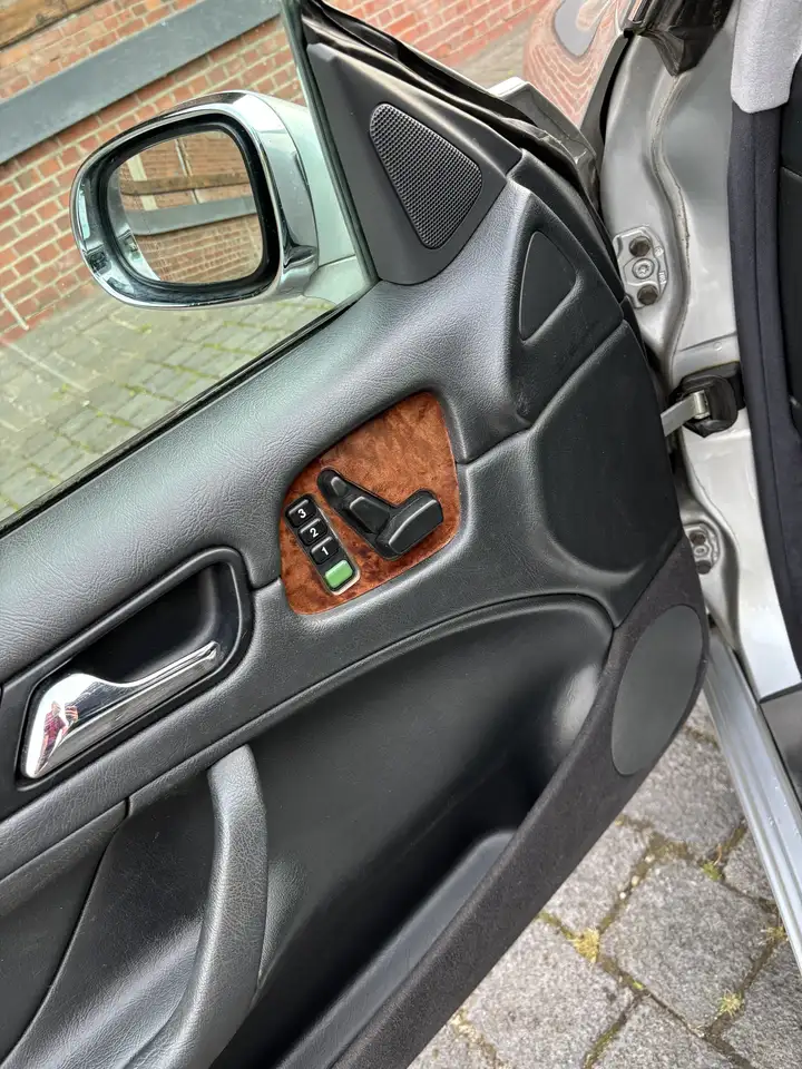 Mercedes-Benz CLK 200 Coupe Elegance, foto 5