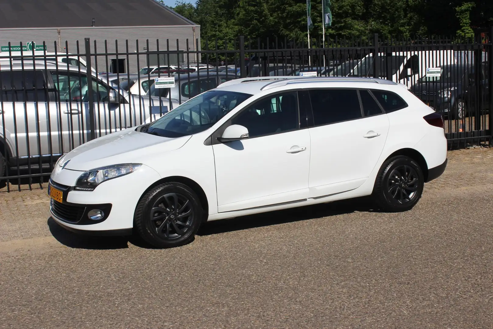 Renault Megane Estate 1.5 dCi Collection, Navigatie, Keyless! Weiß - 1