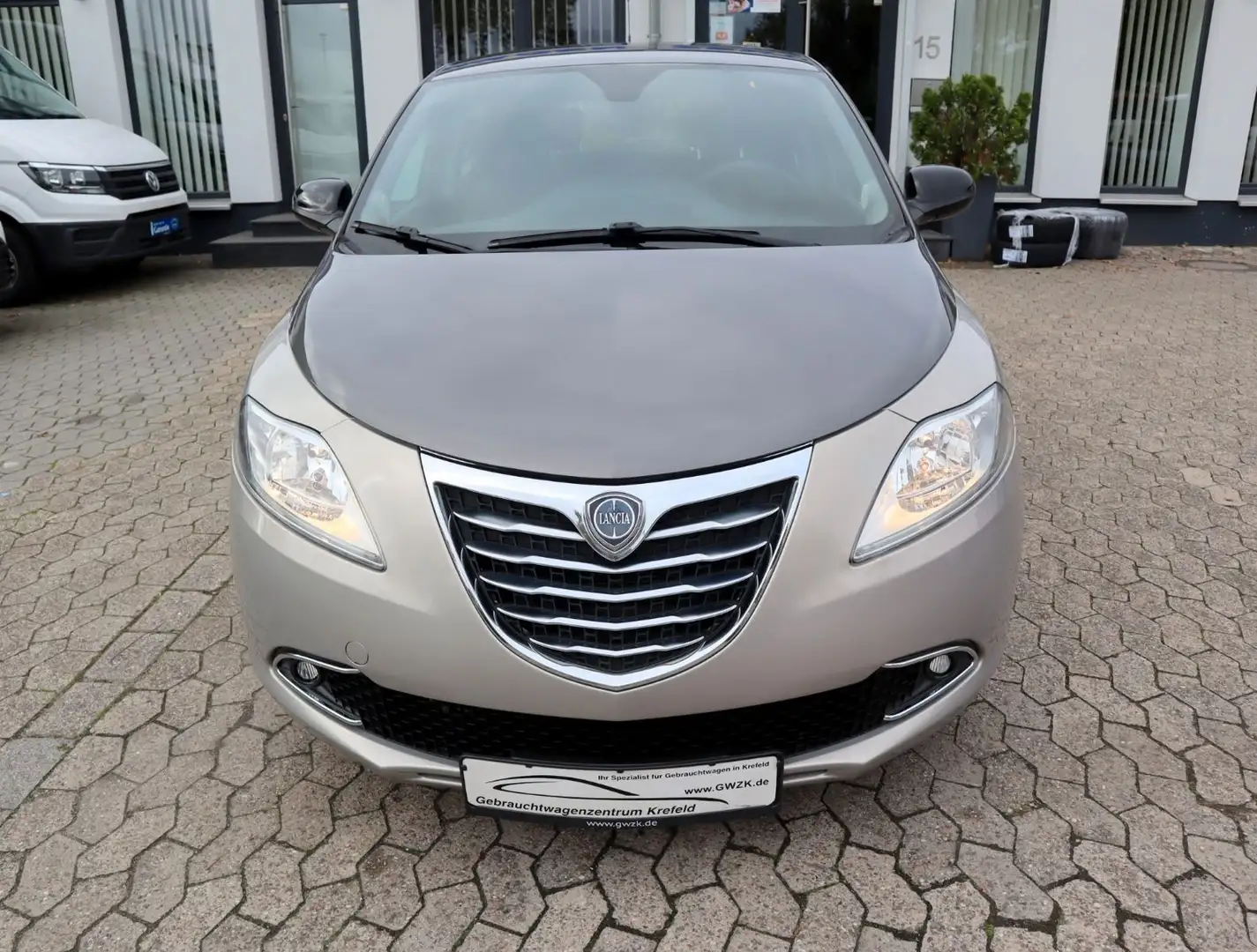 Lancia Ypsilon Gold /Diesel /Klima /2-Farben-Lack - 2