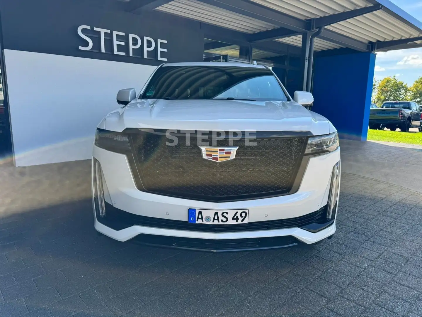 Cadillac Escalade 6.2 V8 Sport Platinum EU-Navi Luftfed. Blanc - 2