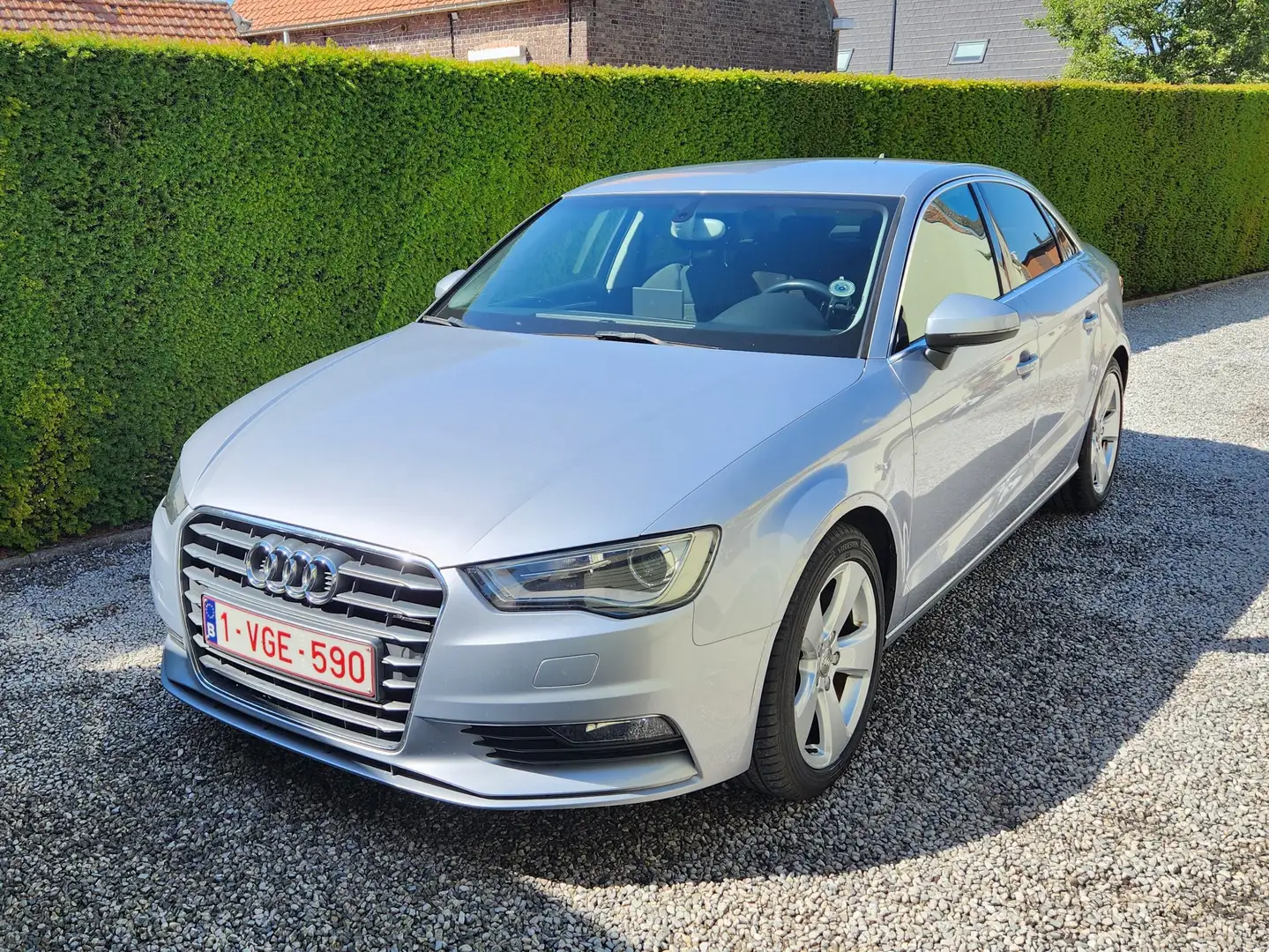 Audi A3 A3 1.4 TFSI cylinder ultra Limousine Ambiente Zilver - 2