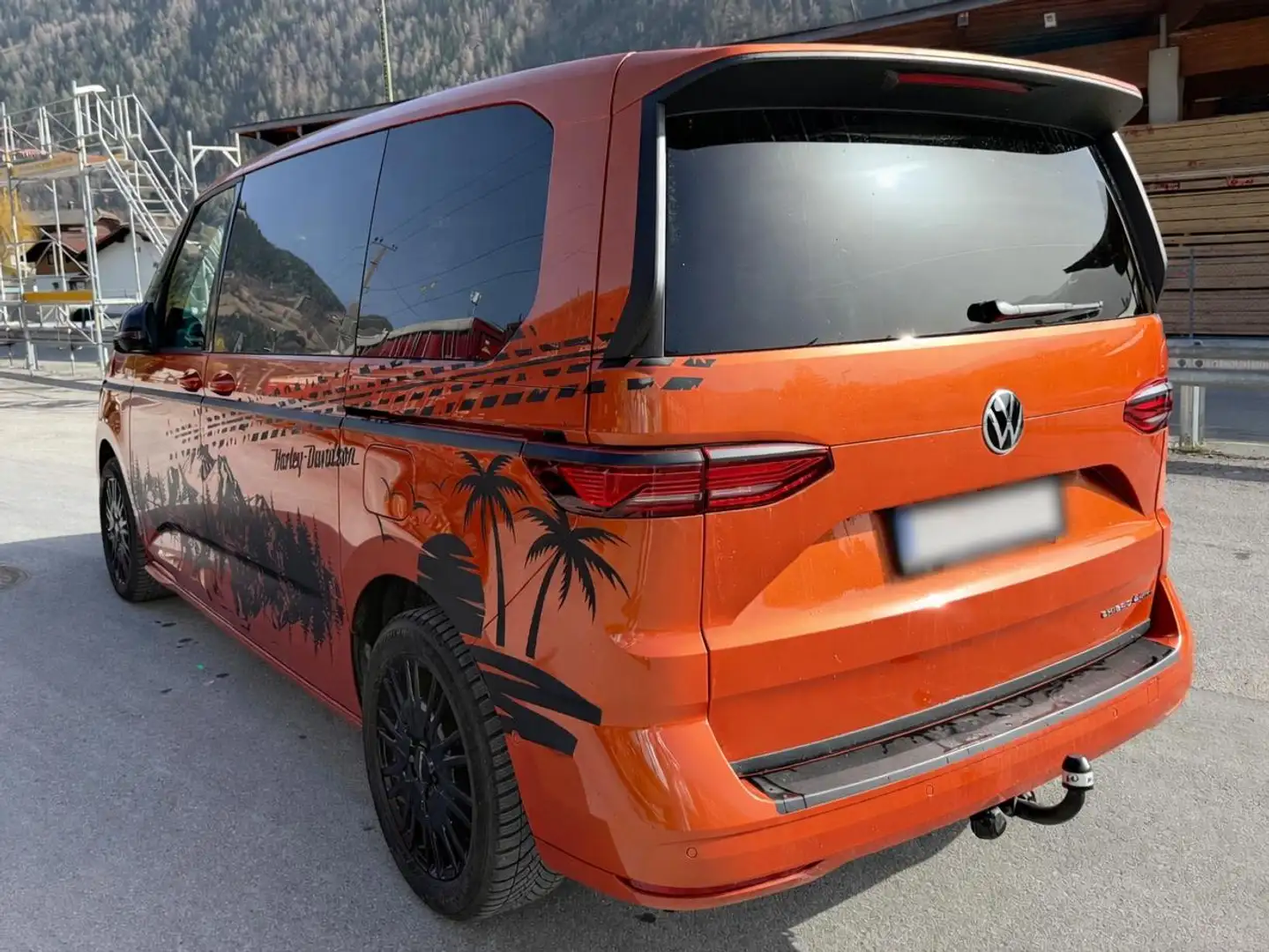 Volkswagen T7 Multivan Multivan ÜH 1,5 TSI eHybrid PHEV Style DSG 4MOTION Orange - 1