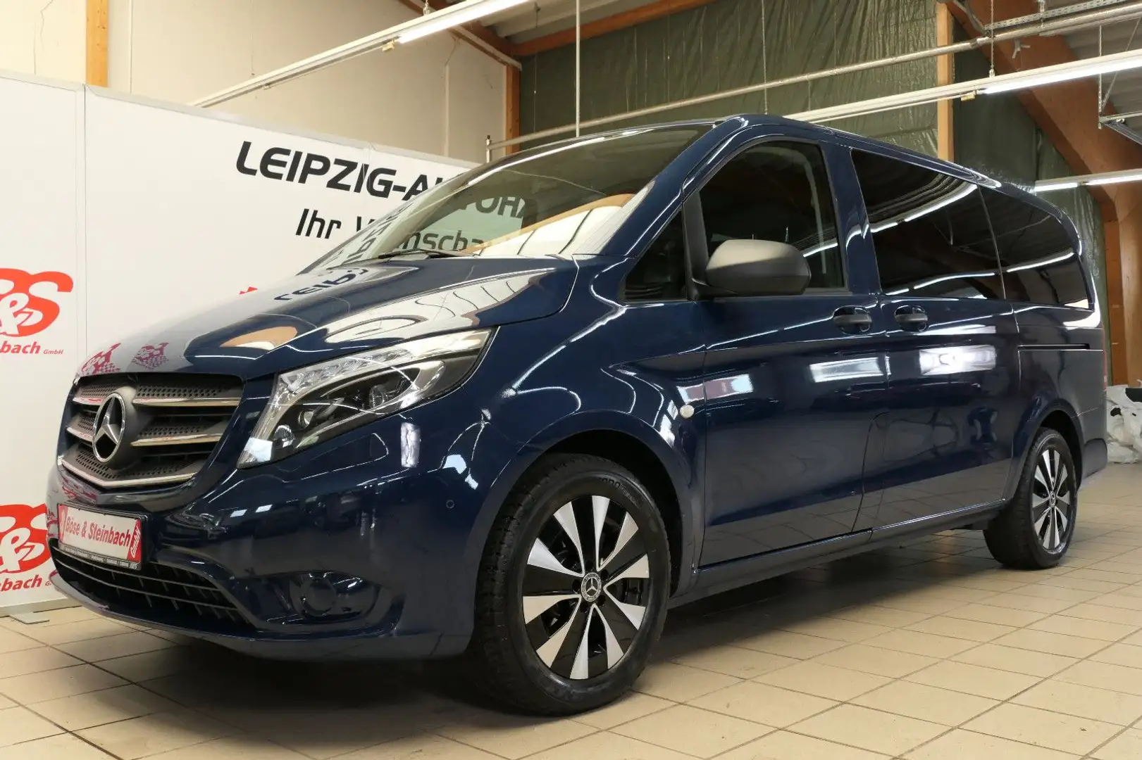 Mercedes-Benz Vito Tourer 119 CDI Select lang*8-Sitze*NAV*AHK* Blu/Azzurro - 1