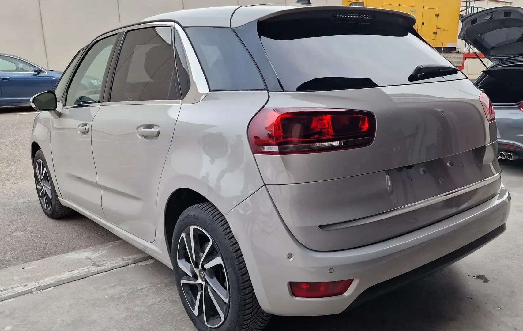 Citroen C4 Picasso 2.0BlueHDI S&S Shine 150 - 2