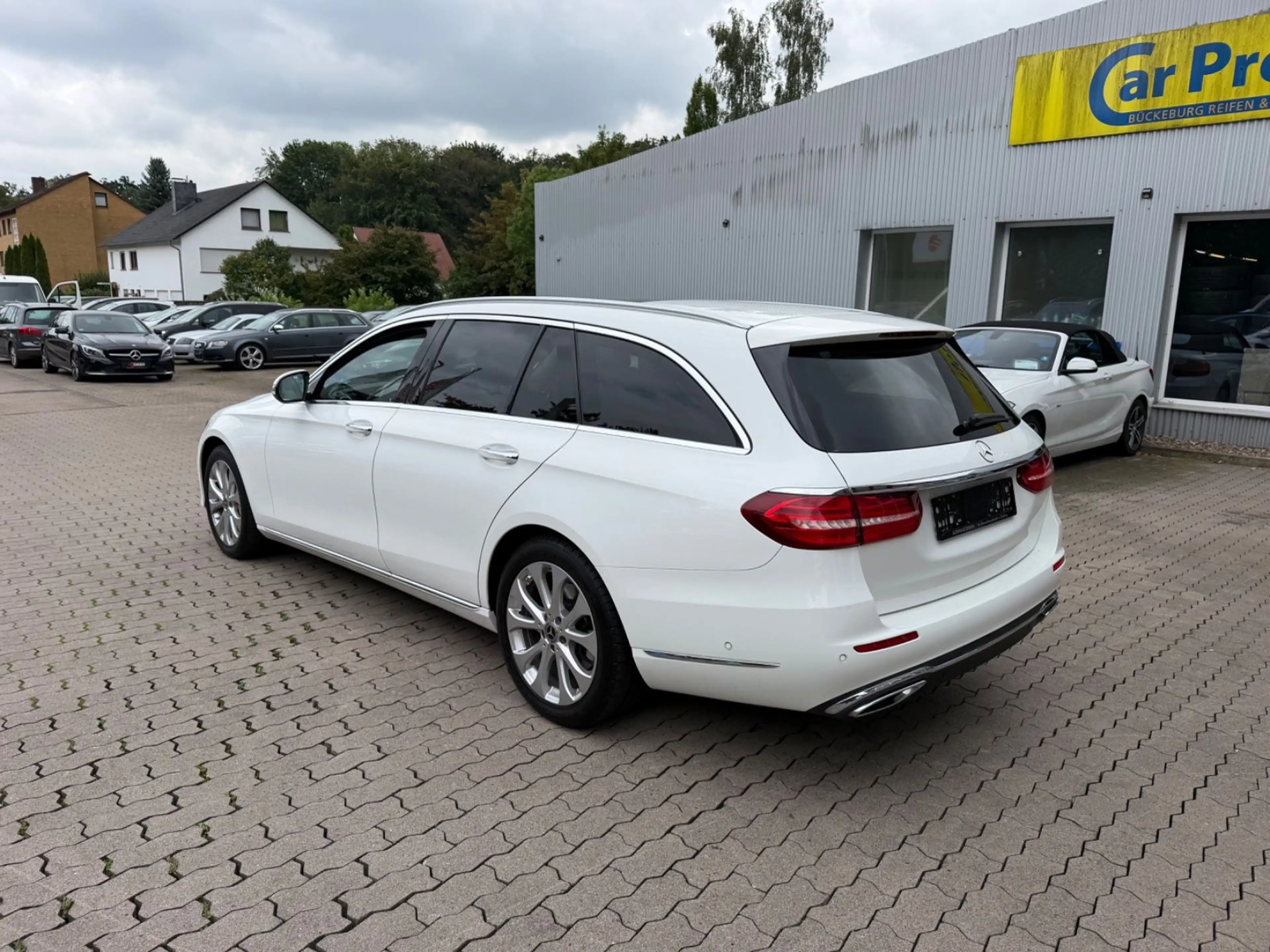 Mercedes-Benz E 350 E T-Modell E 350 d/Pano/SpurASS/Navi/360* — photo 5