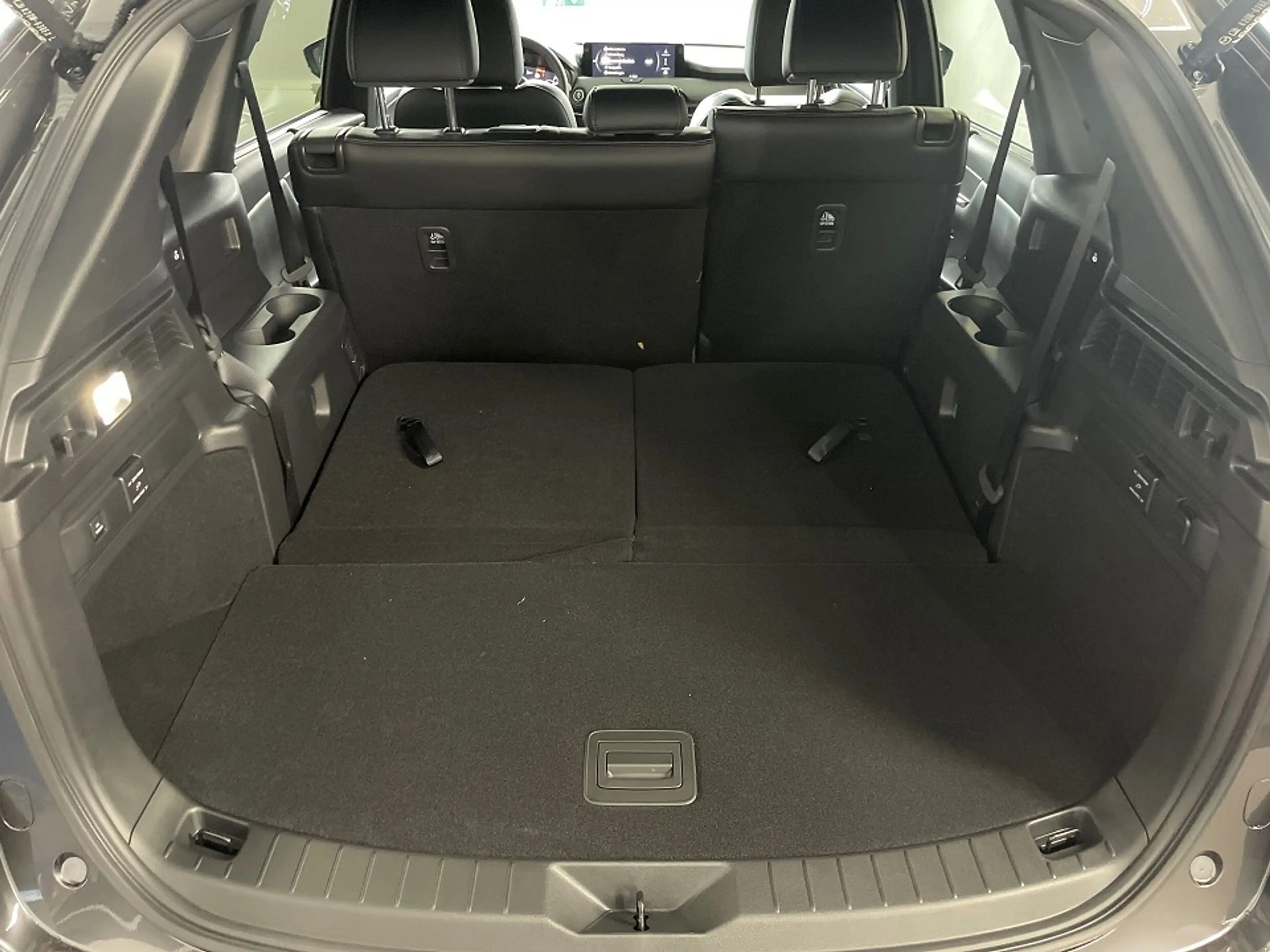 Mazda CX-80 e-SKYACTIV PHEV 327ps — photo 17