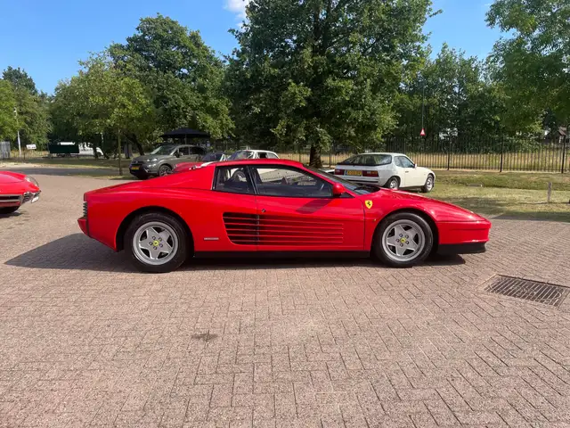 Ferrari Testarossa