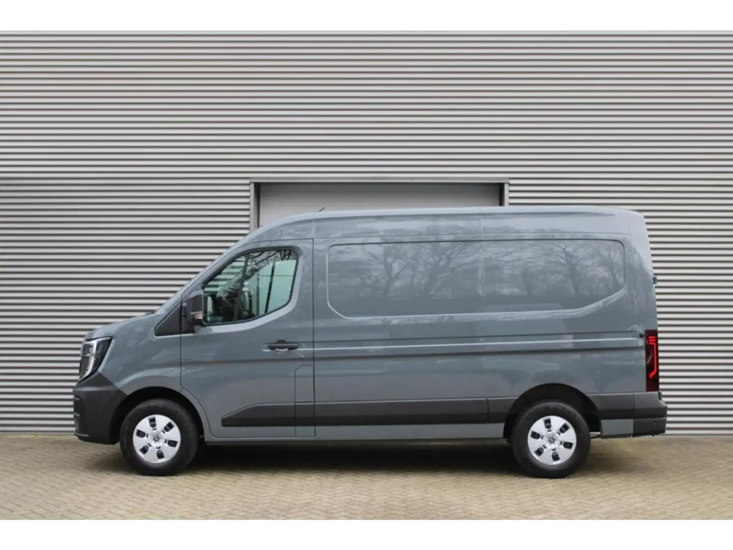 Renault Master IV FOURGON TRACTION 3T5 L2H2 BLUE DCI 150 EXTRA AU Gris - 2