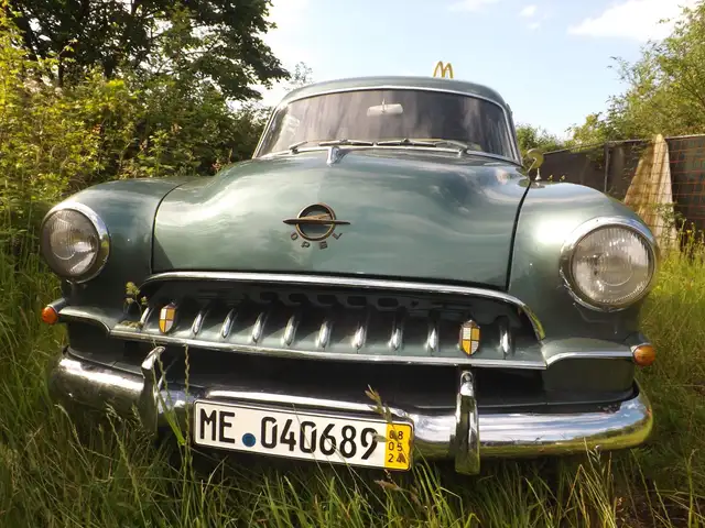 Opel Kapitän-ein"domestizierter"automobiler Haifisch!