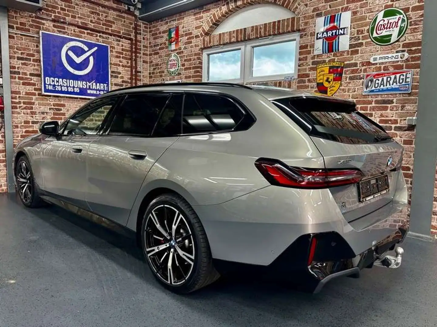 BMW 540 540dA Touring 3.0 303cv Auto xDrive M-SPORT (New Gris - 2