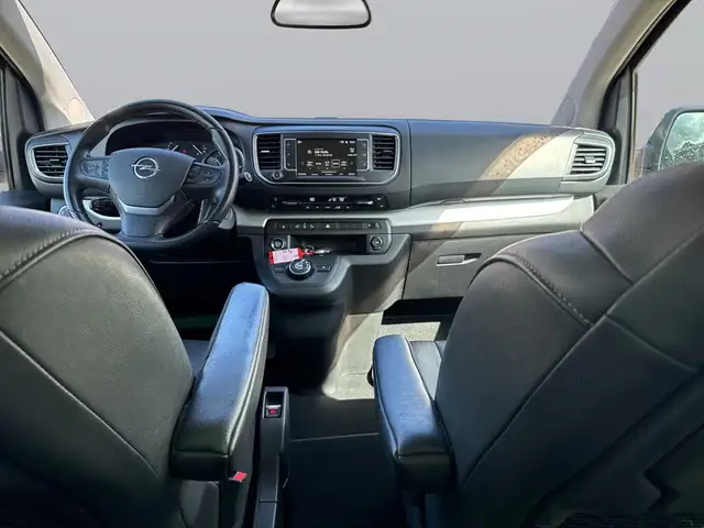 Opel Zafira view 12