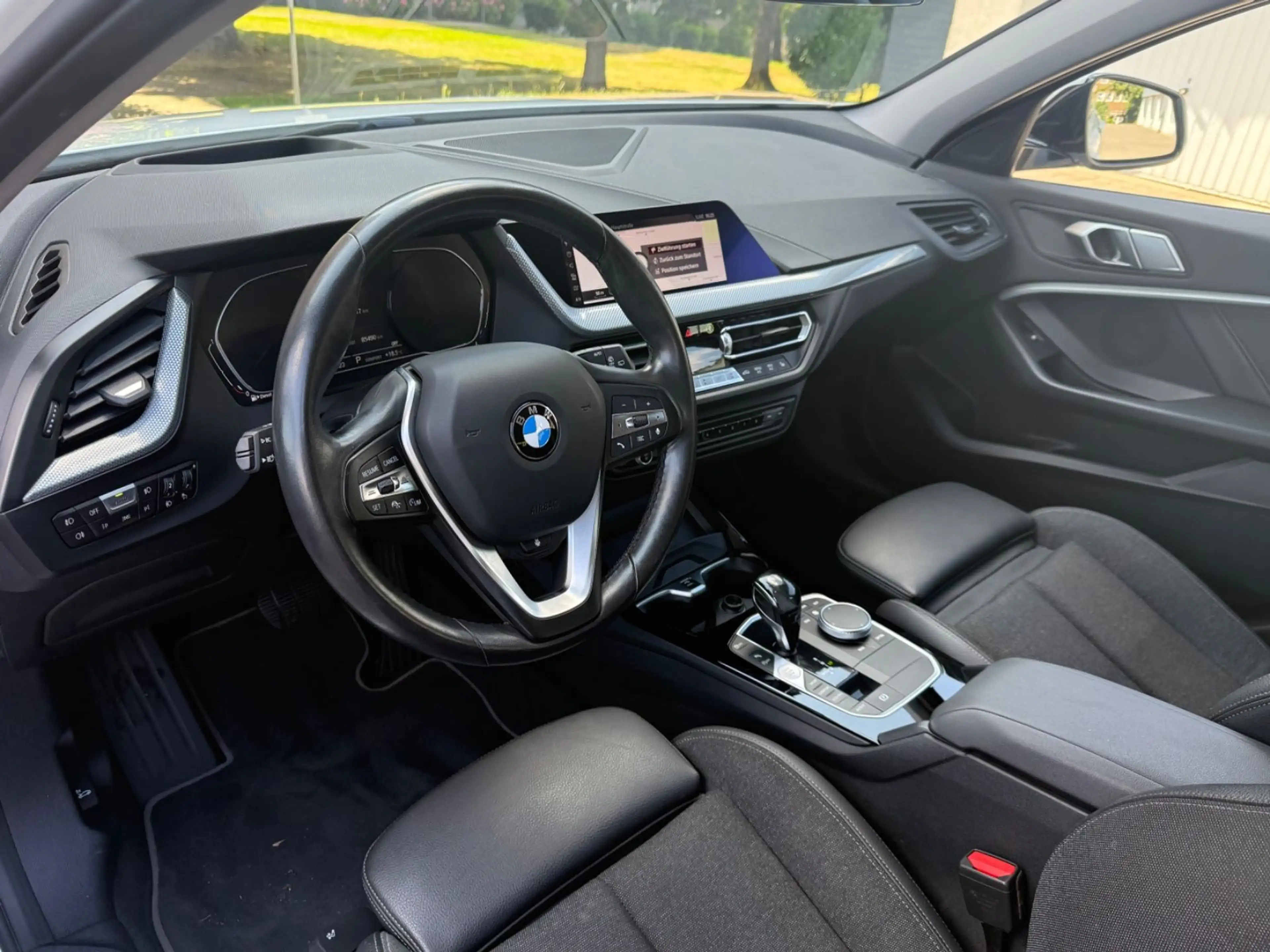 BMW 118 Sport Line*HeadUp*LED*PDC*1.Hand — photo 12